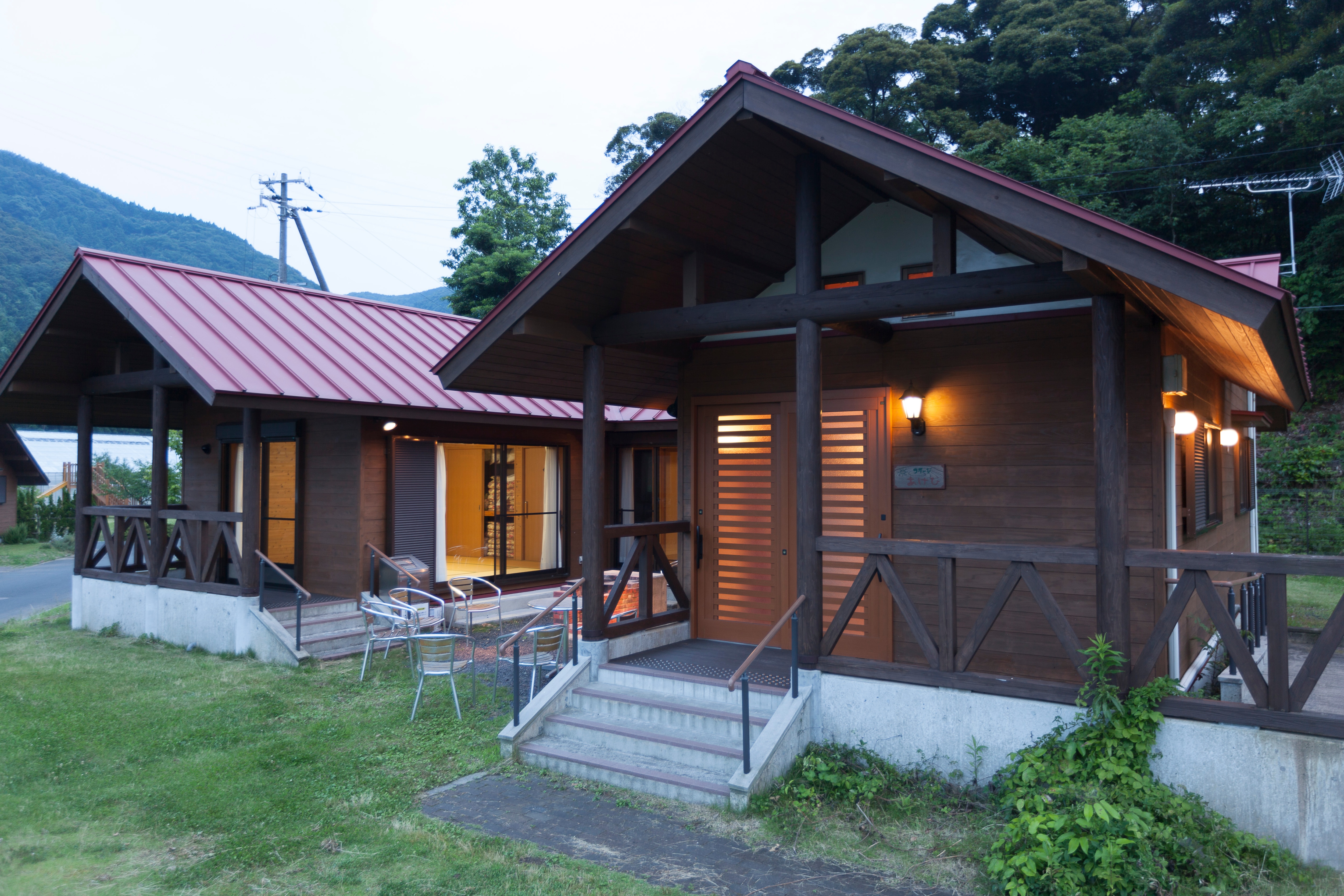 ภายนอกกระท่อม