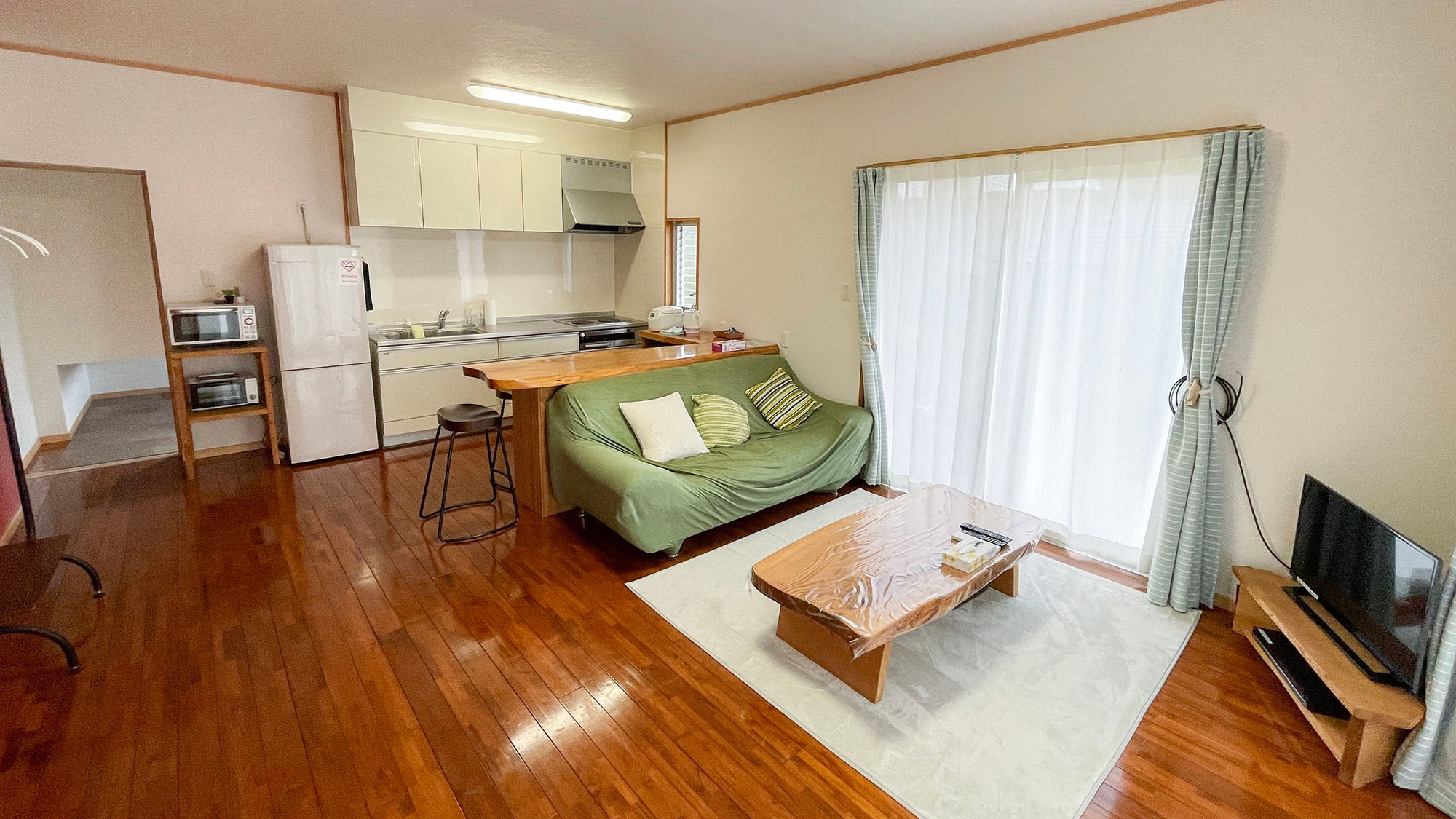 ・【리빙】넓고 아늑한 거실로 편히 쉬십시오