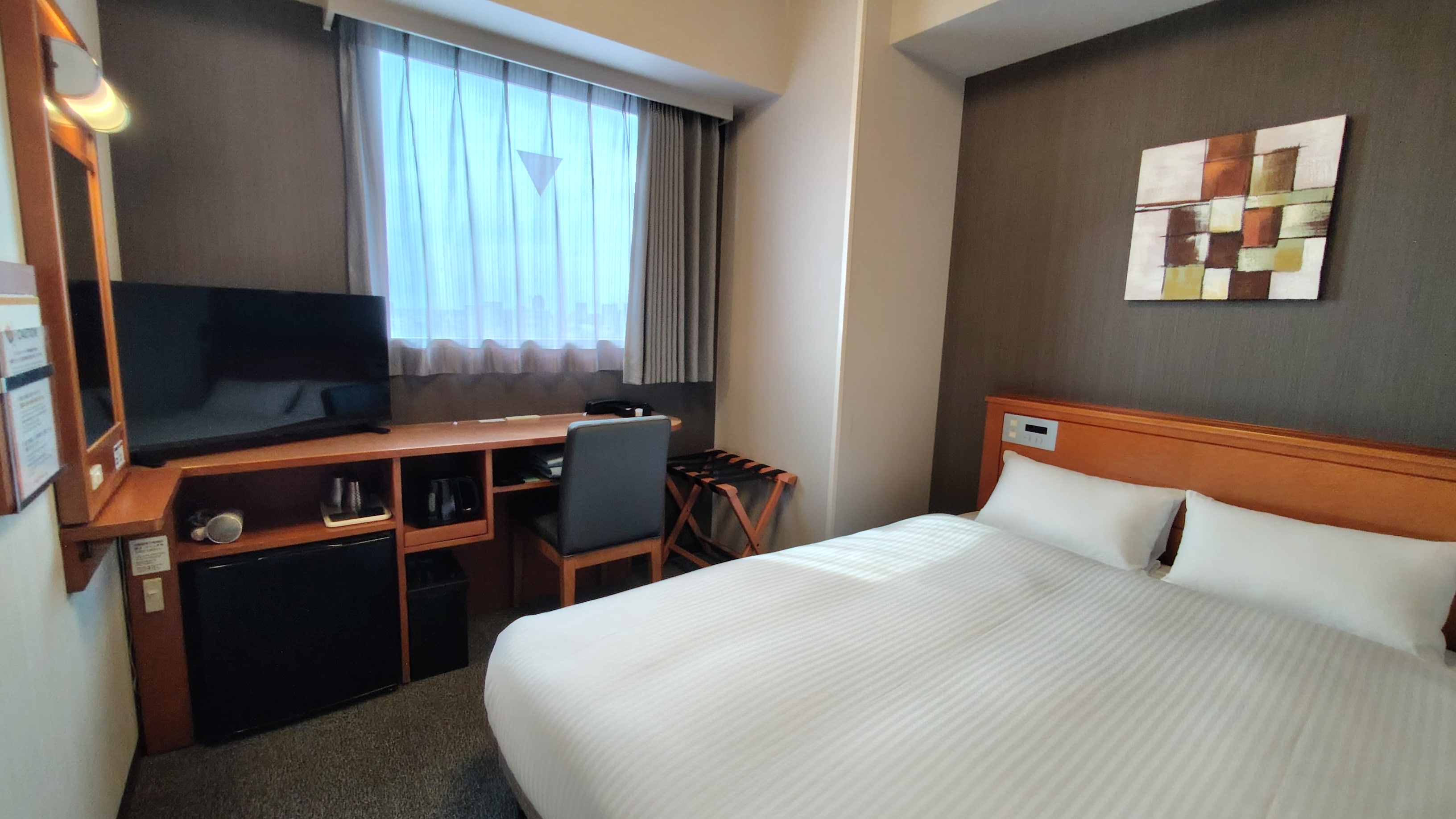 Semi-double room