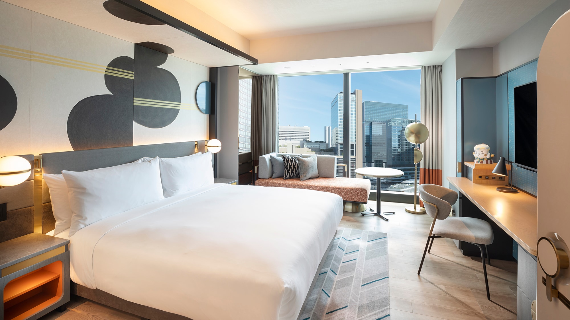 Premium View Room (King Bed)