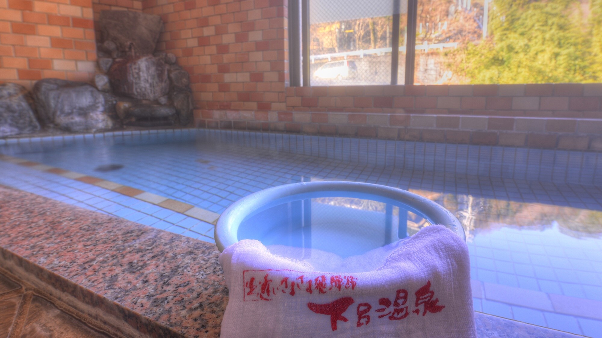 *เกโระออนเซ็น★ โดดเด่นด้วยน้ำพุที่เข้มข้นและอ่อนโยน แช่น้ำพุร้อนเพื่อการบำบัดและเติมพลังสำหรับวันถัดไป!