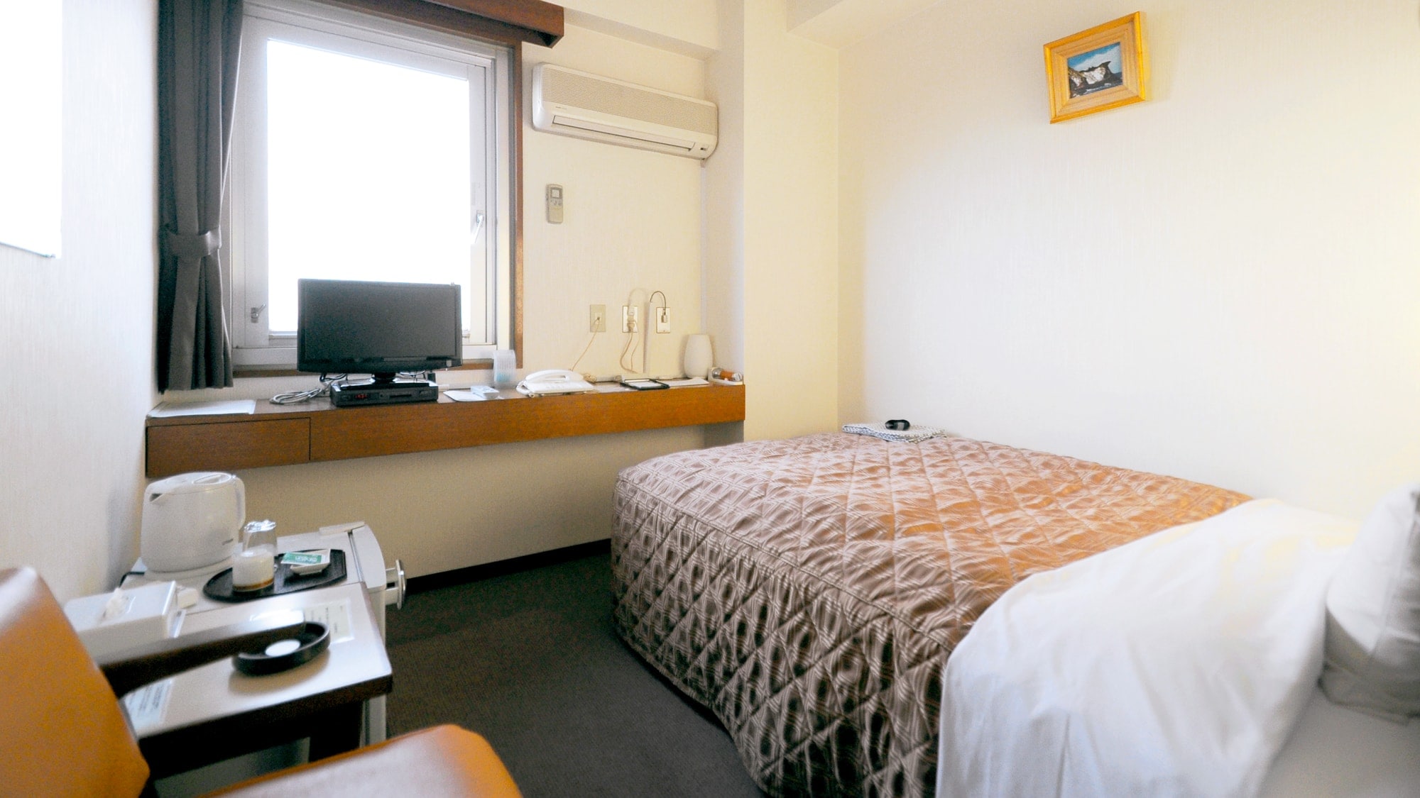 [Single] A single room ideal for business use.