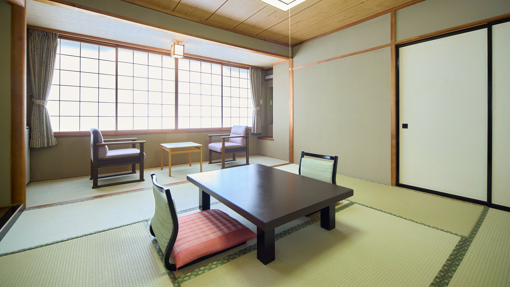 West Wing Japanese-style room (8 tatami mats) (Smoking allowed)