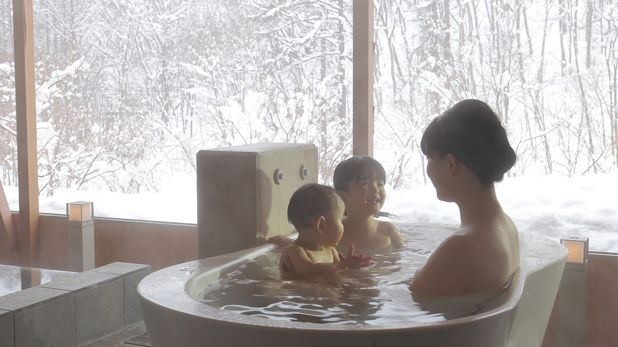 [Open-air observation bath - winter]