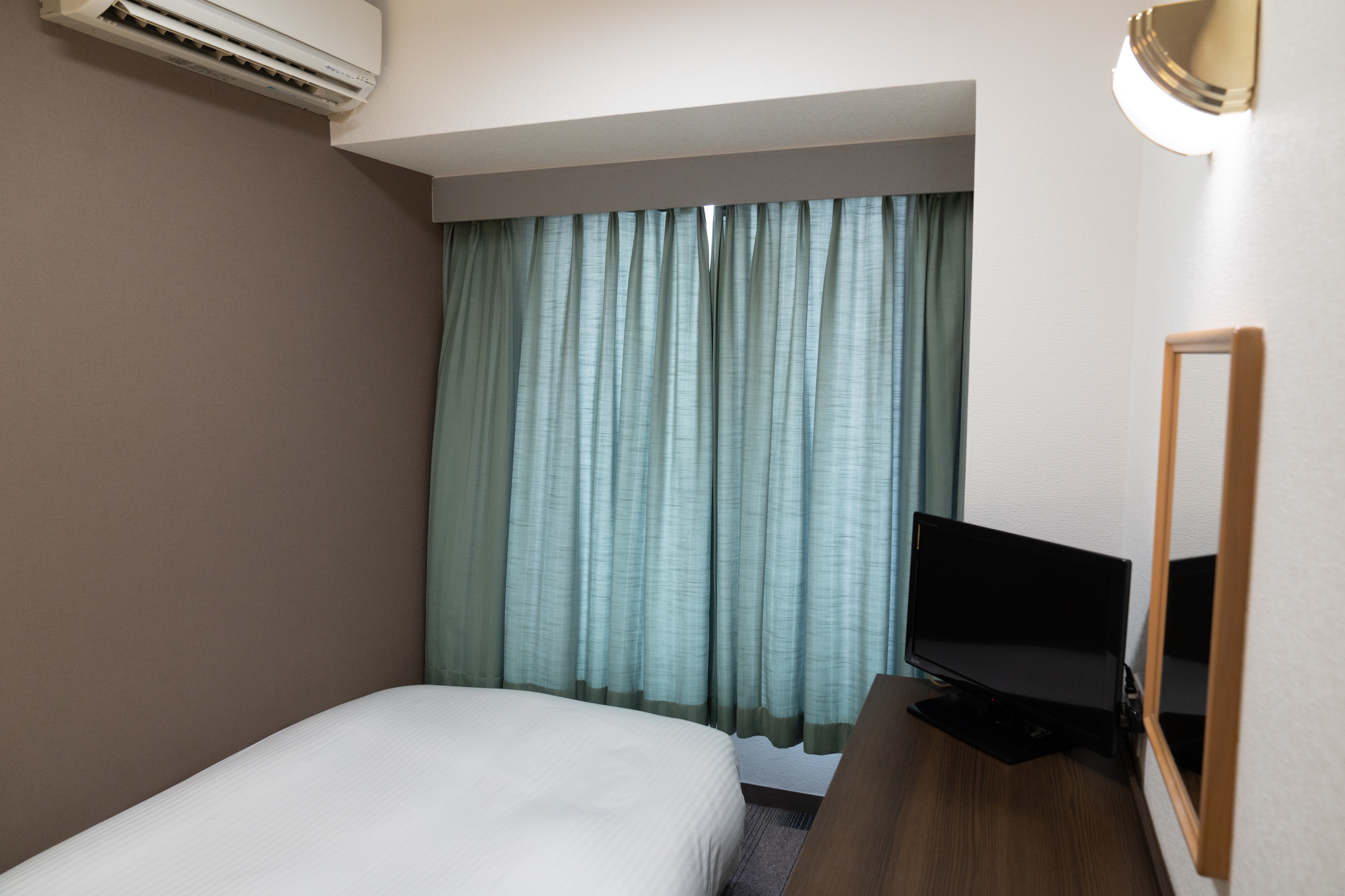 [Single room] A simple single room with a 110 cm bed.