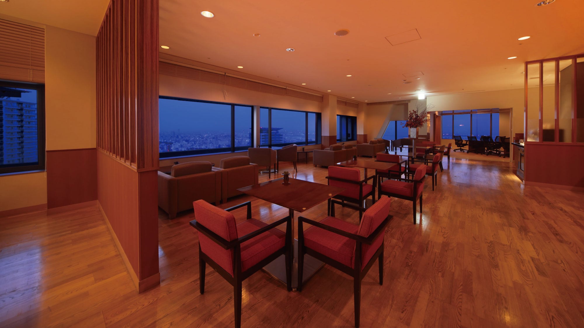 37th floor club lounge