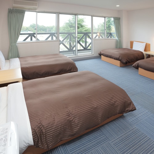 A four-person room renovated in February 2016. Accommodates up to six people (four beds, two extra beds).