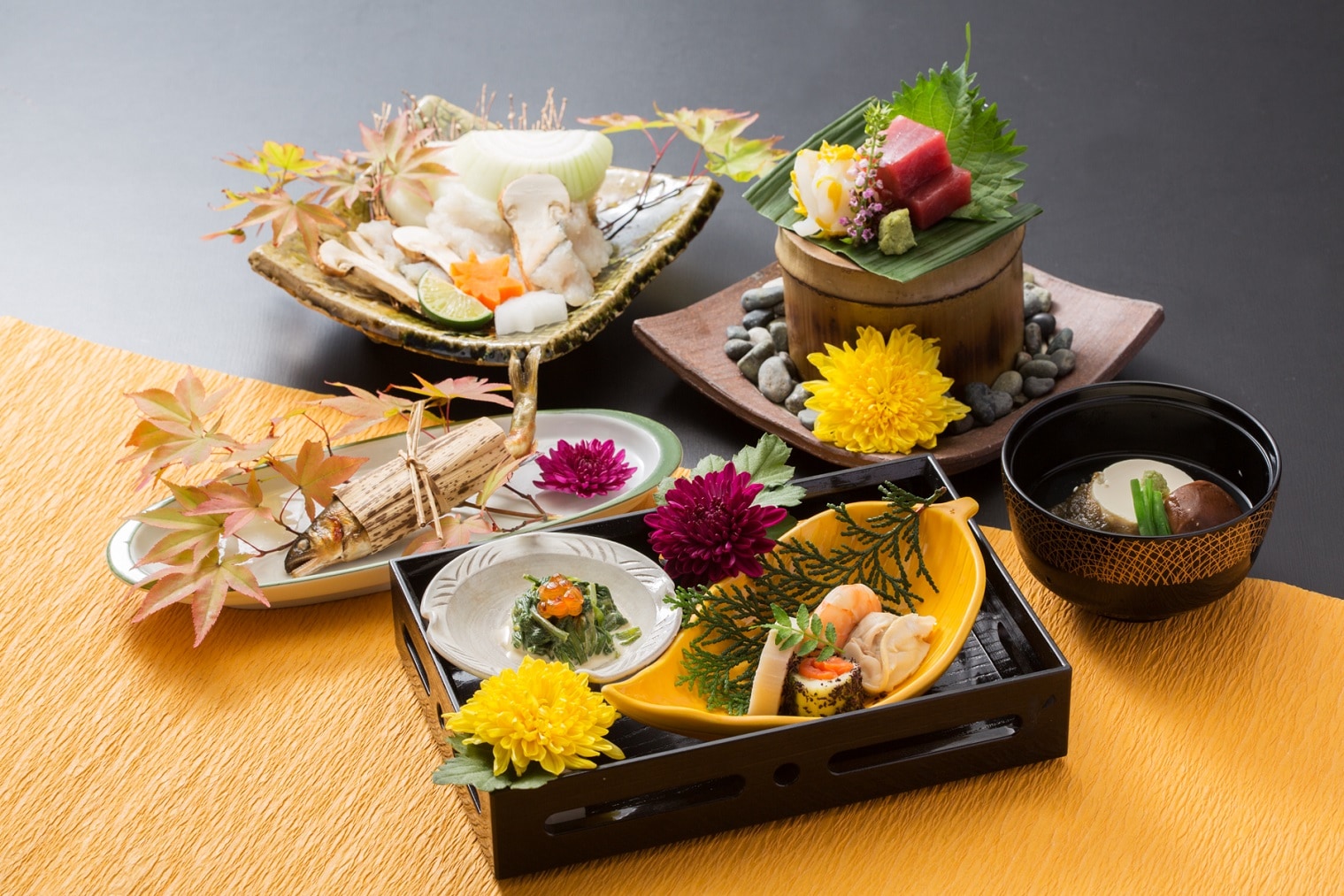 ตามฤดูกาล Kaiseki [ฤดูใบไม้ร่วง] ตัวอย่างการทำอาหาร