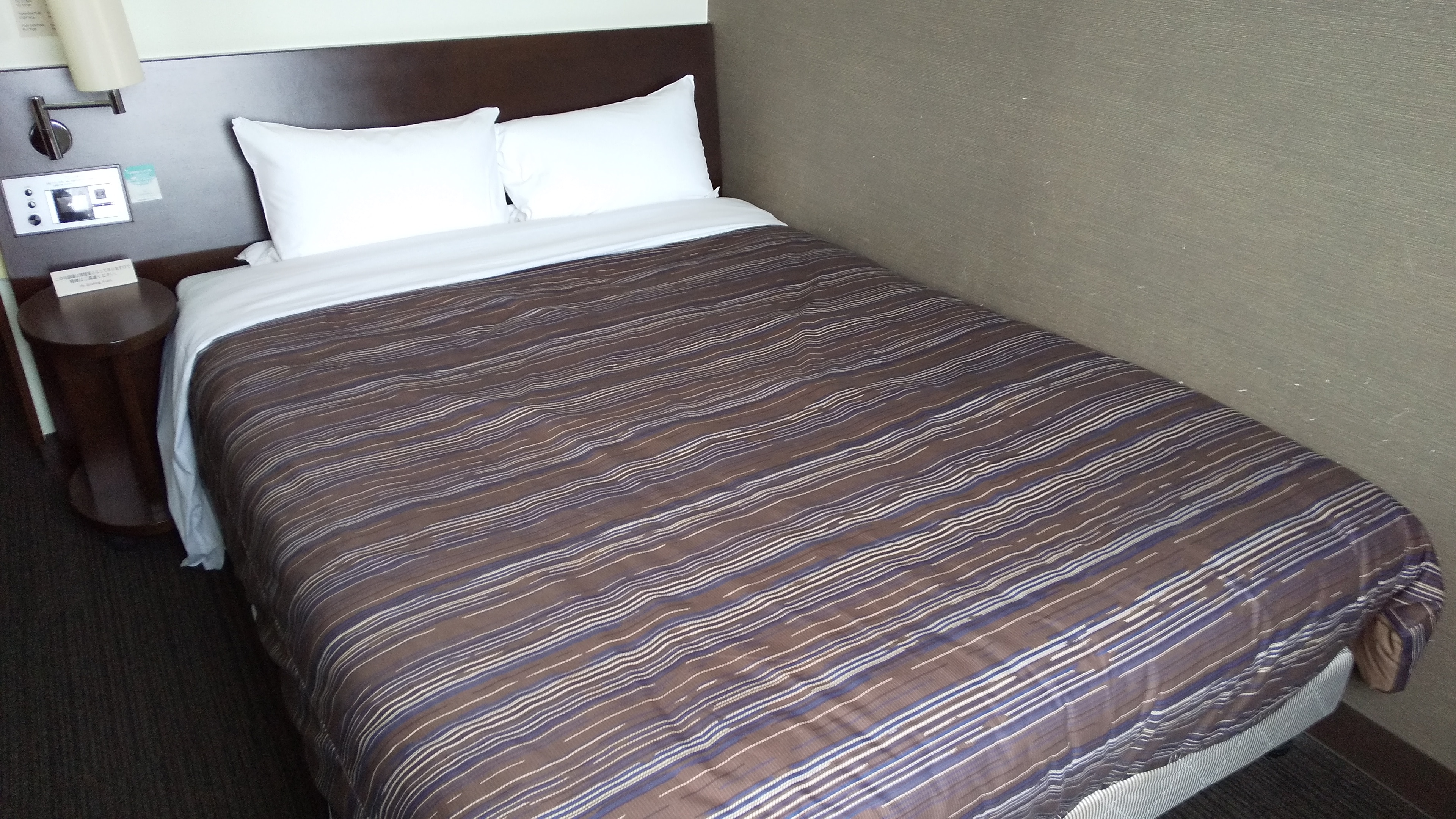 Comfort room (semi-double)