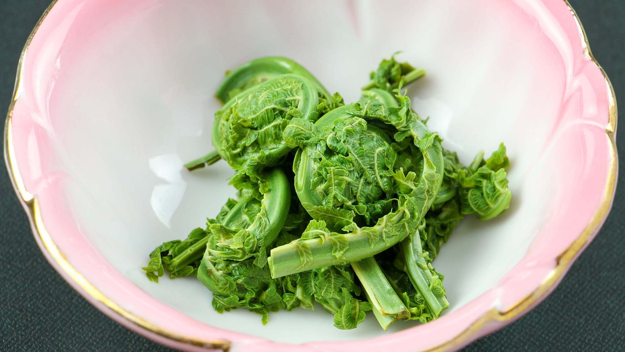 #There are days when you can eat "kogomi" during the wild vegetable season