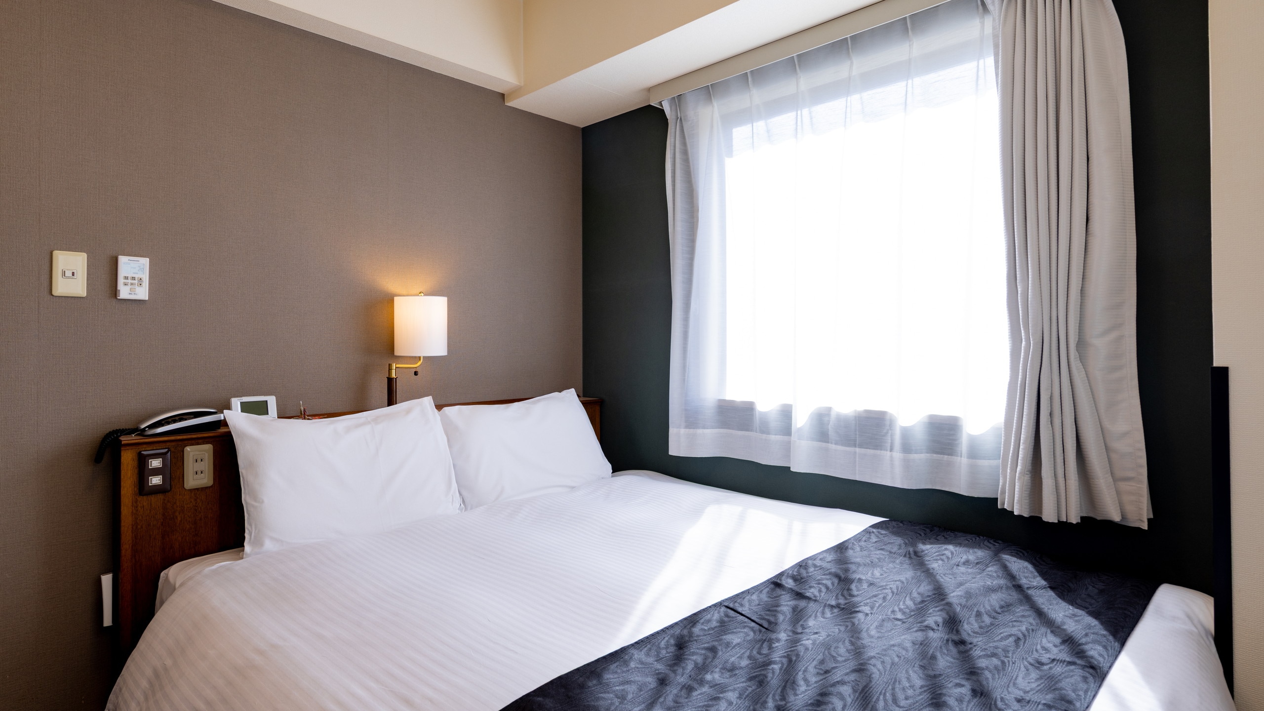 Queen room: bed width 160cm
