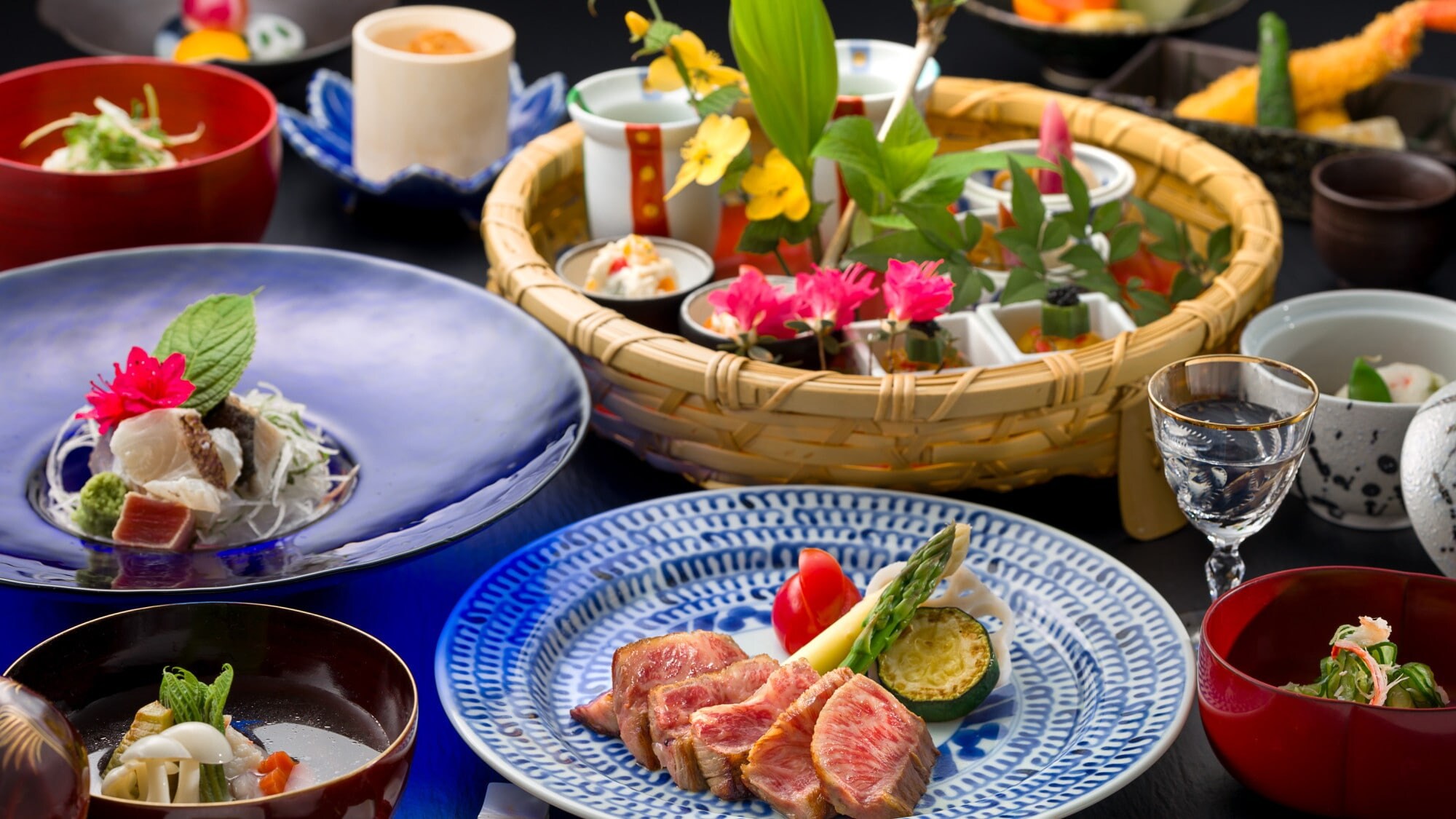 야마자와 젠 (전체 이미지 메인은 아카기 쇠고기 스테이크)