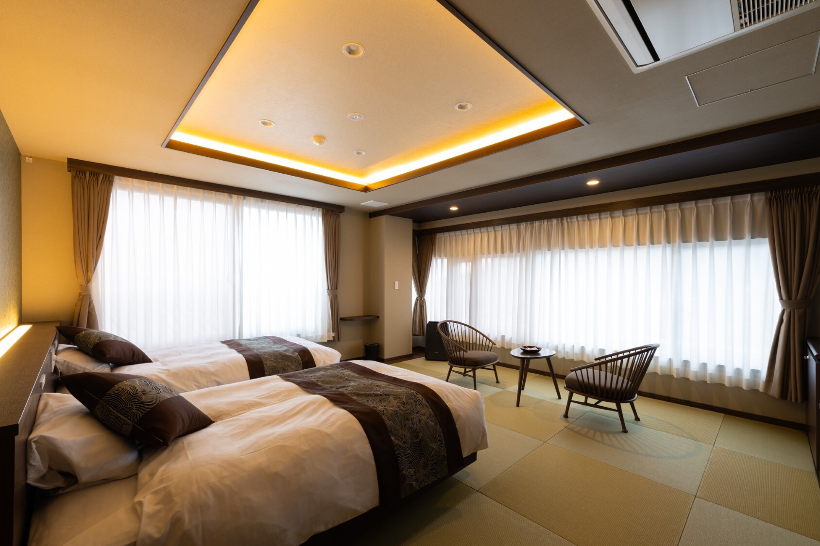 Renovated in March 2024 - Top floor (6th floor) Japanese modern Japanese-Western style room "Konpeki" "Maso"
