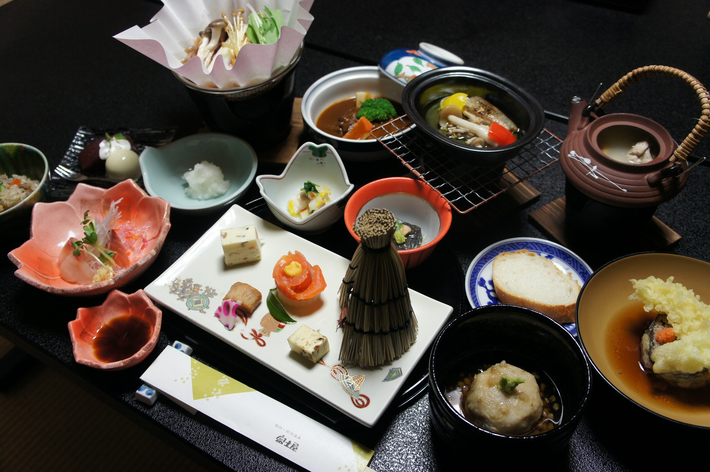 Dinner: In winter, breakfast tends to consist of hot dishes.