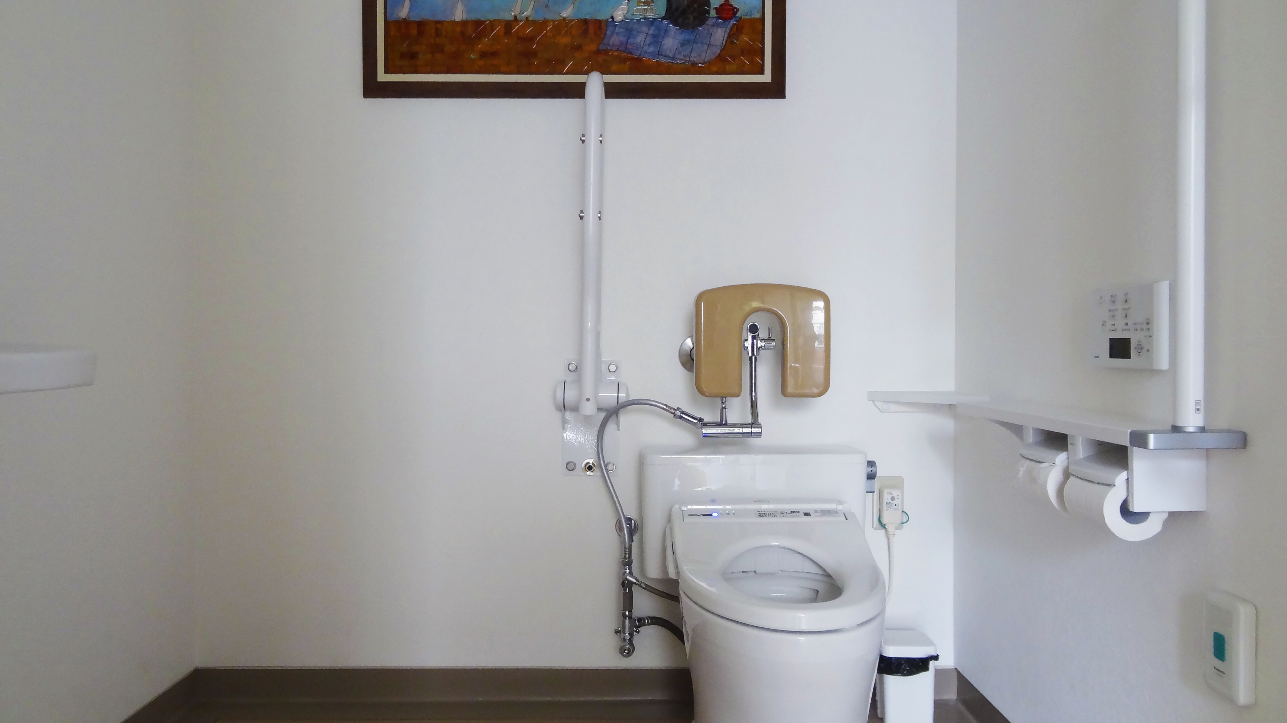 Anyone can use the toilet