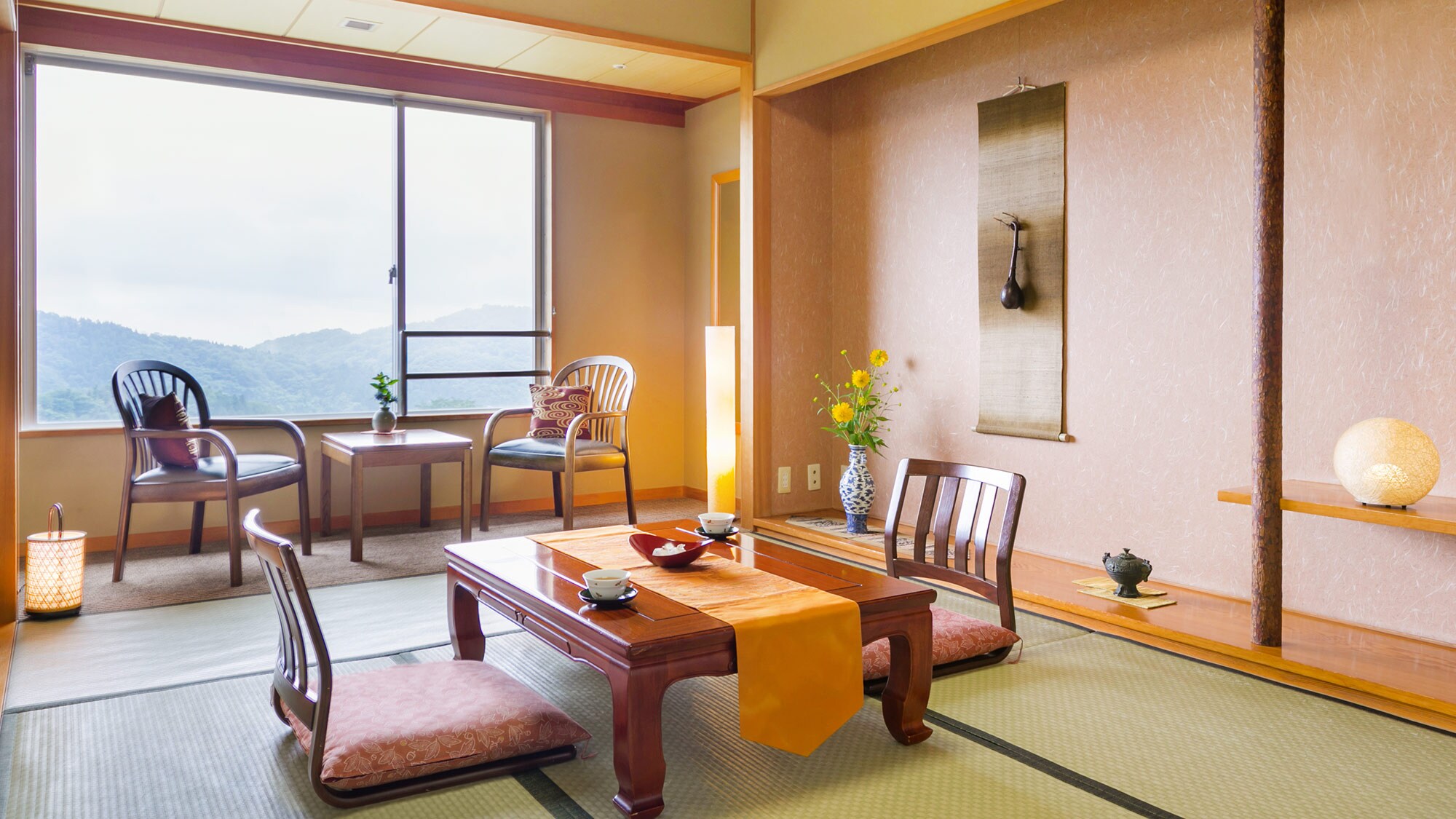 Japanese-style room (6 tatami mats)