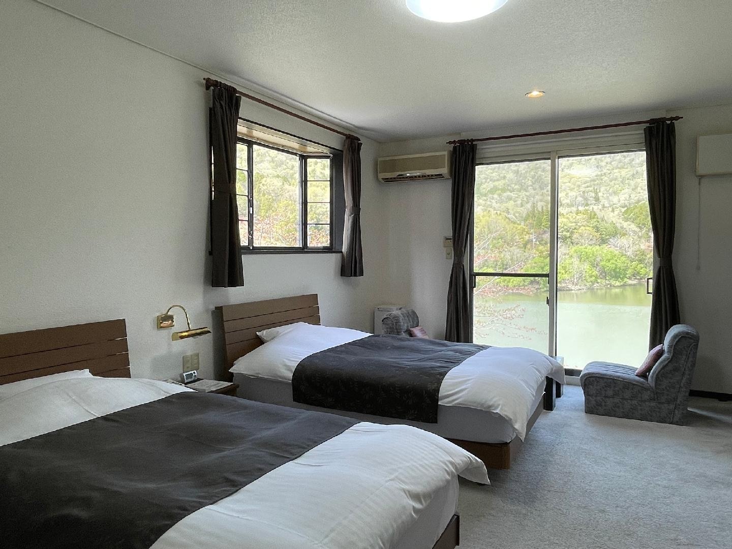 Kamar kembar