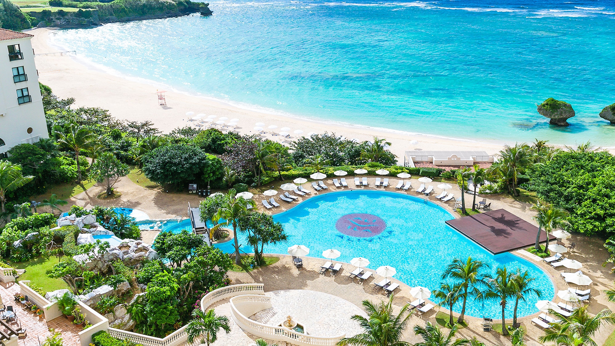 pl_Garden Pool and Nirai Beach