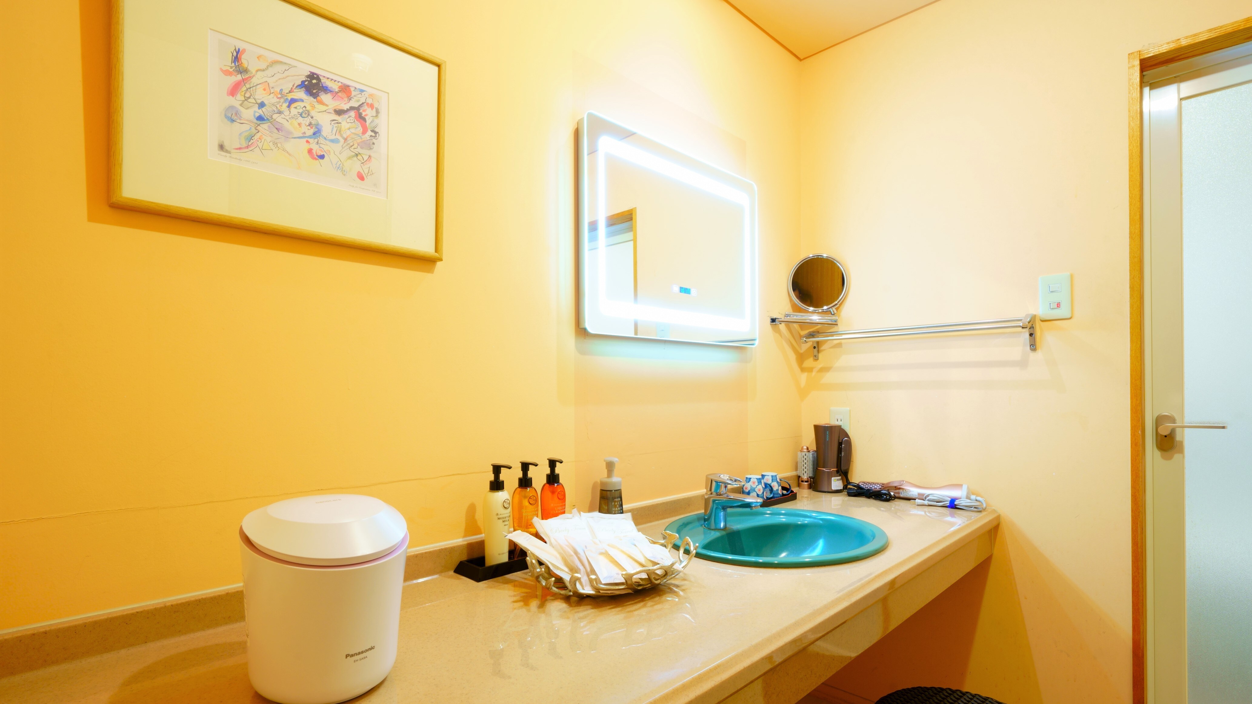 [Guest room facilities]