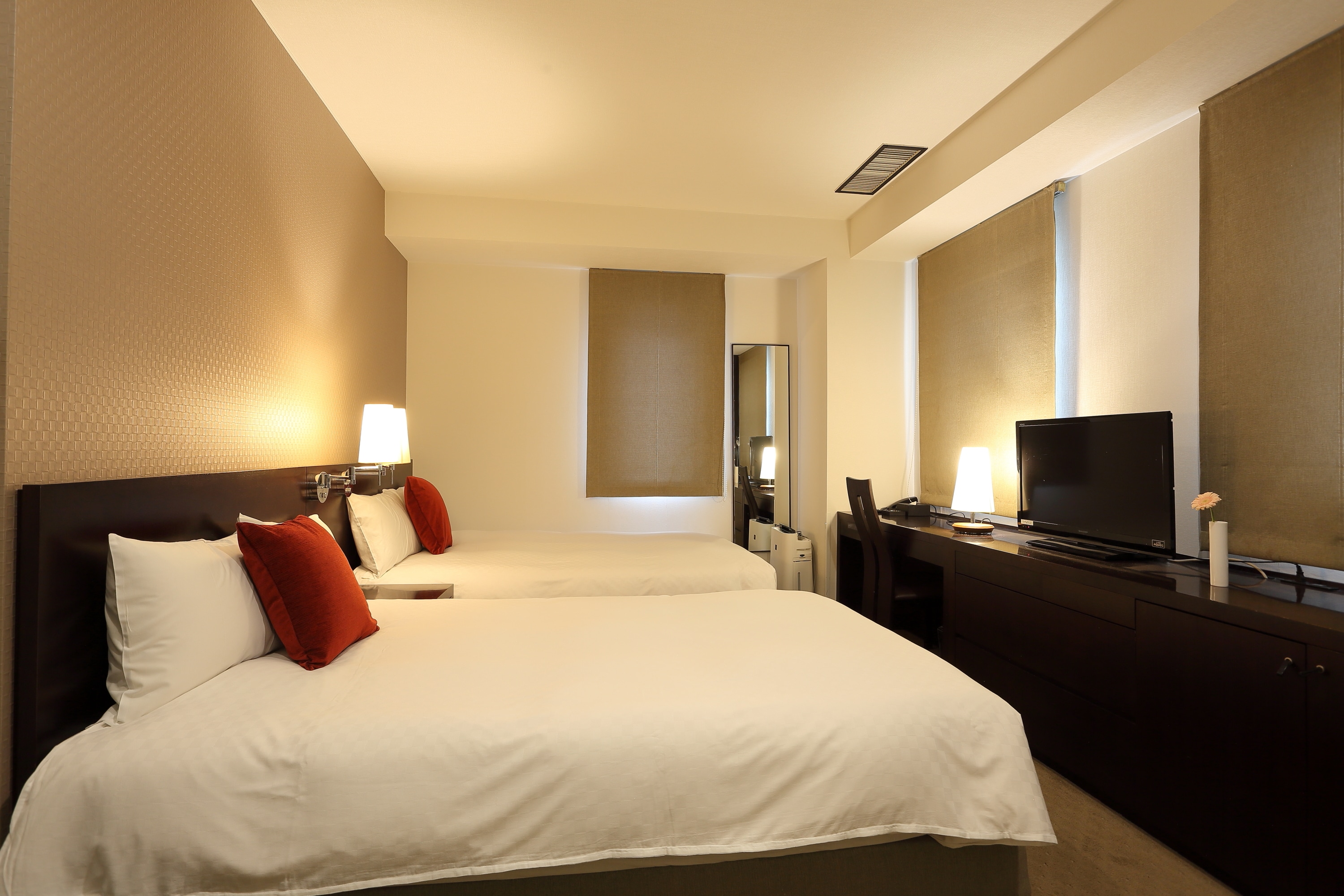 高級雙床房（帶浴缸）