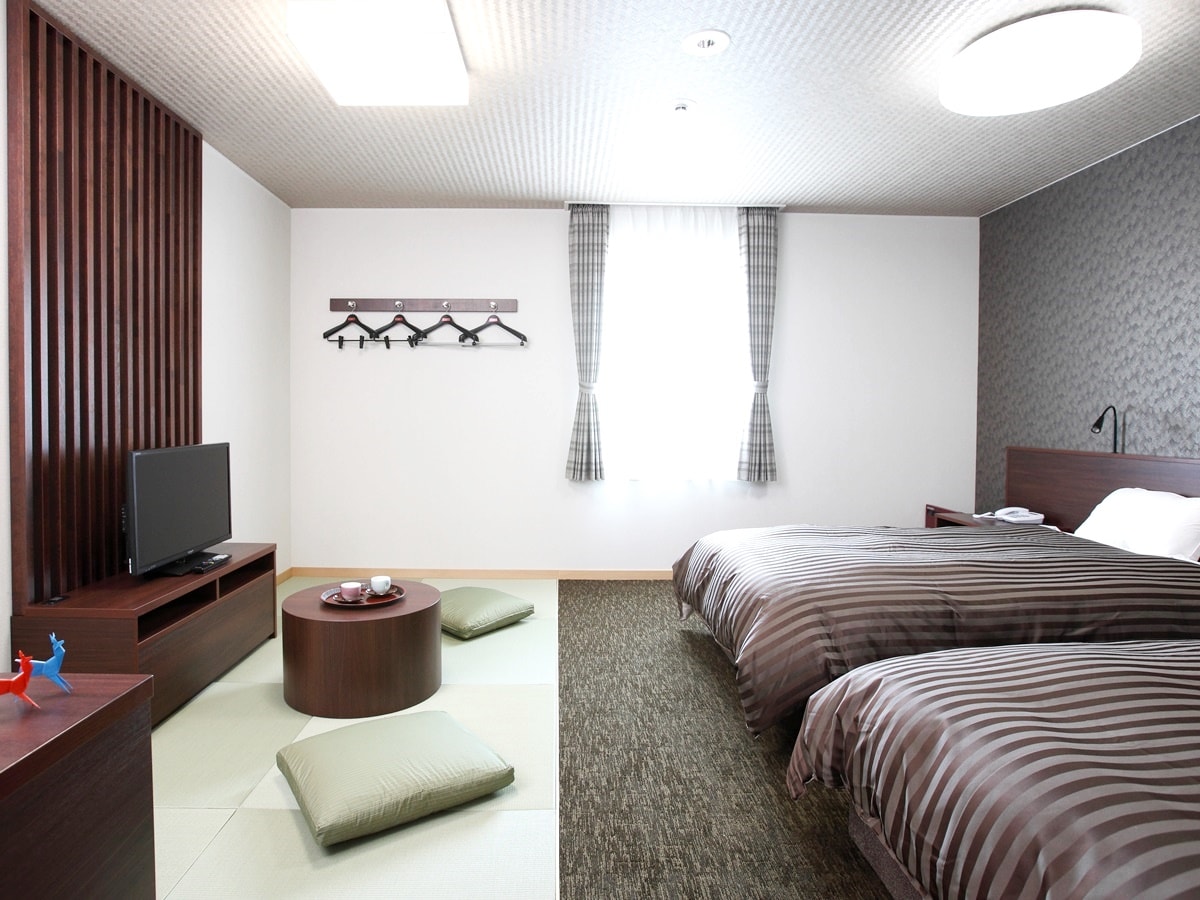 [Modern Japanese] Stylish modern Japanese room. Our clean rooms promise a comfortable stay.