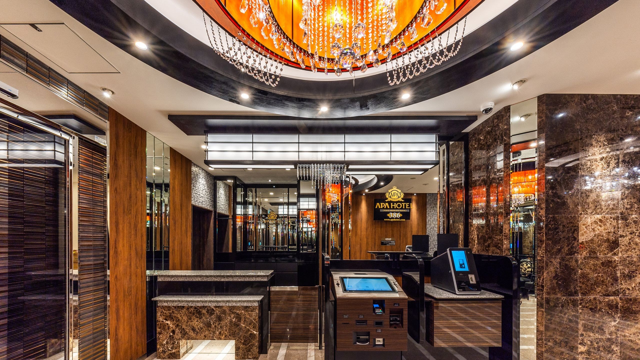 フロントデスク