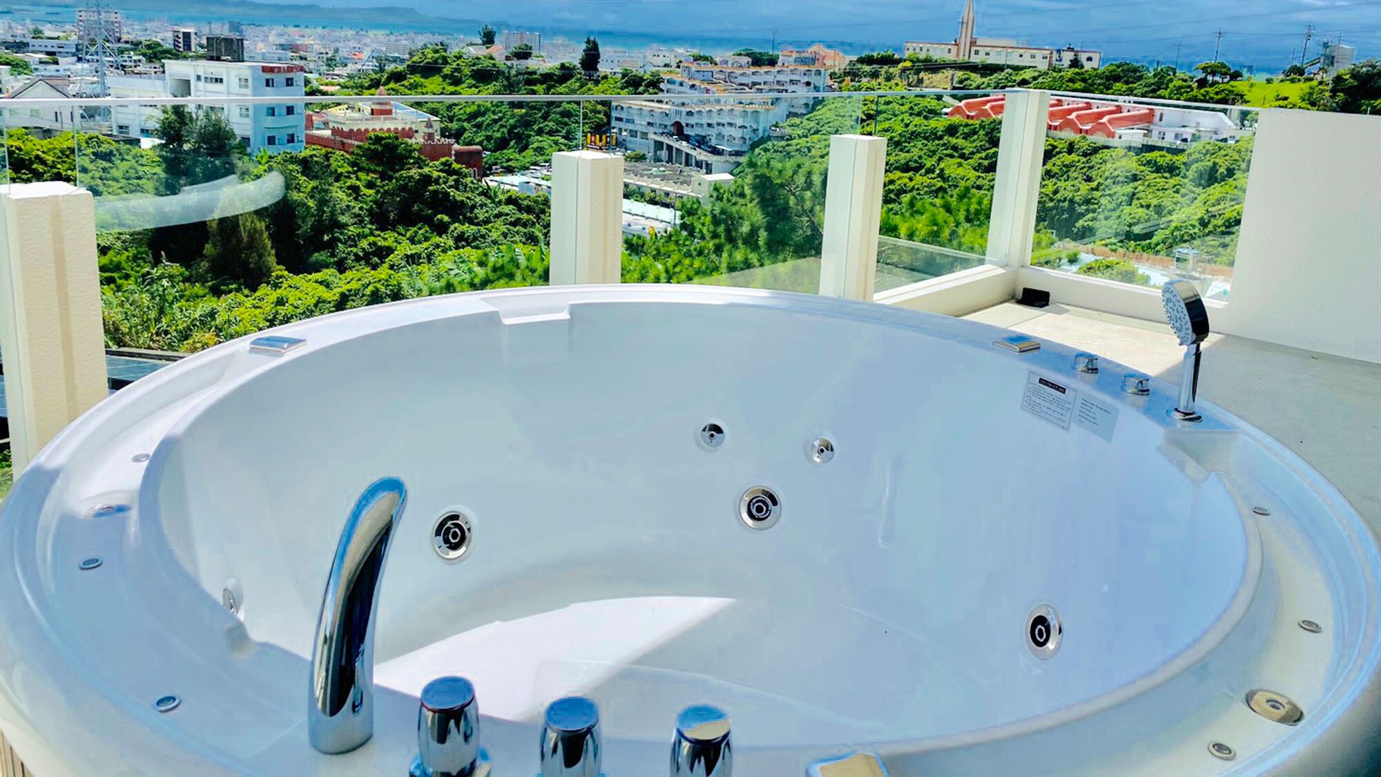 Jacuzzi