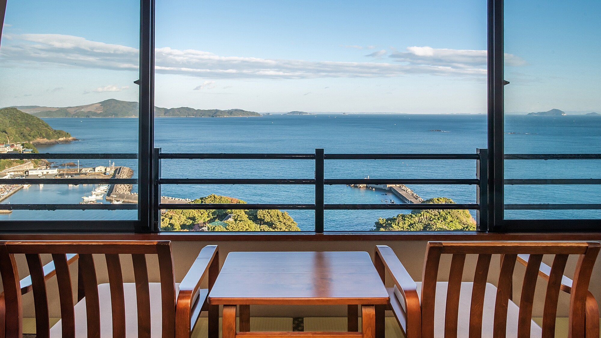Ocean view Japanese style room [10 tatami mats]
