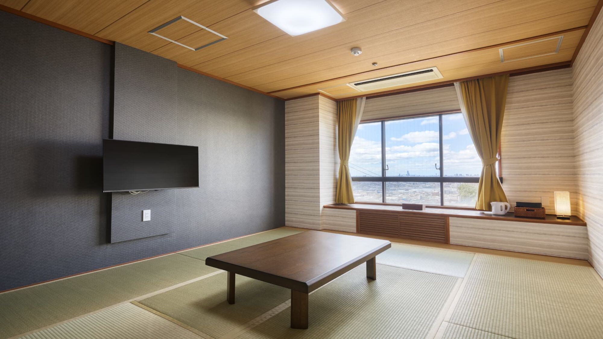 North Building 5F [Stone Quarry Village Floor] Room 501 Japanese-style room, with a view of the night scenery