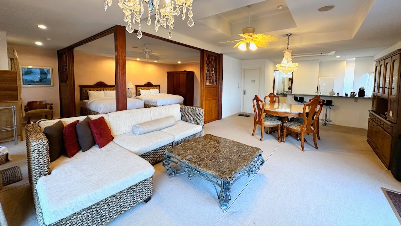 [Premium Suite Room] Guest Room