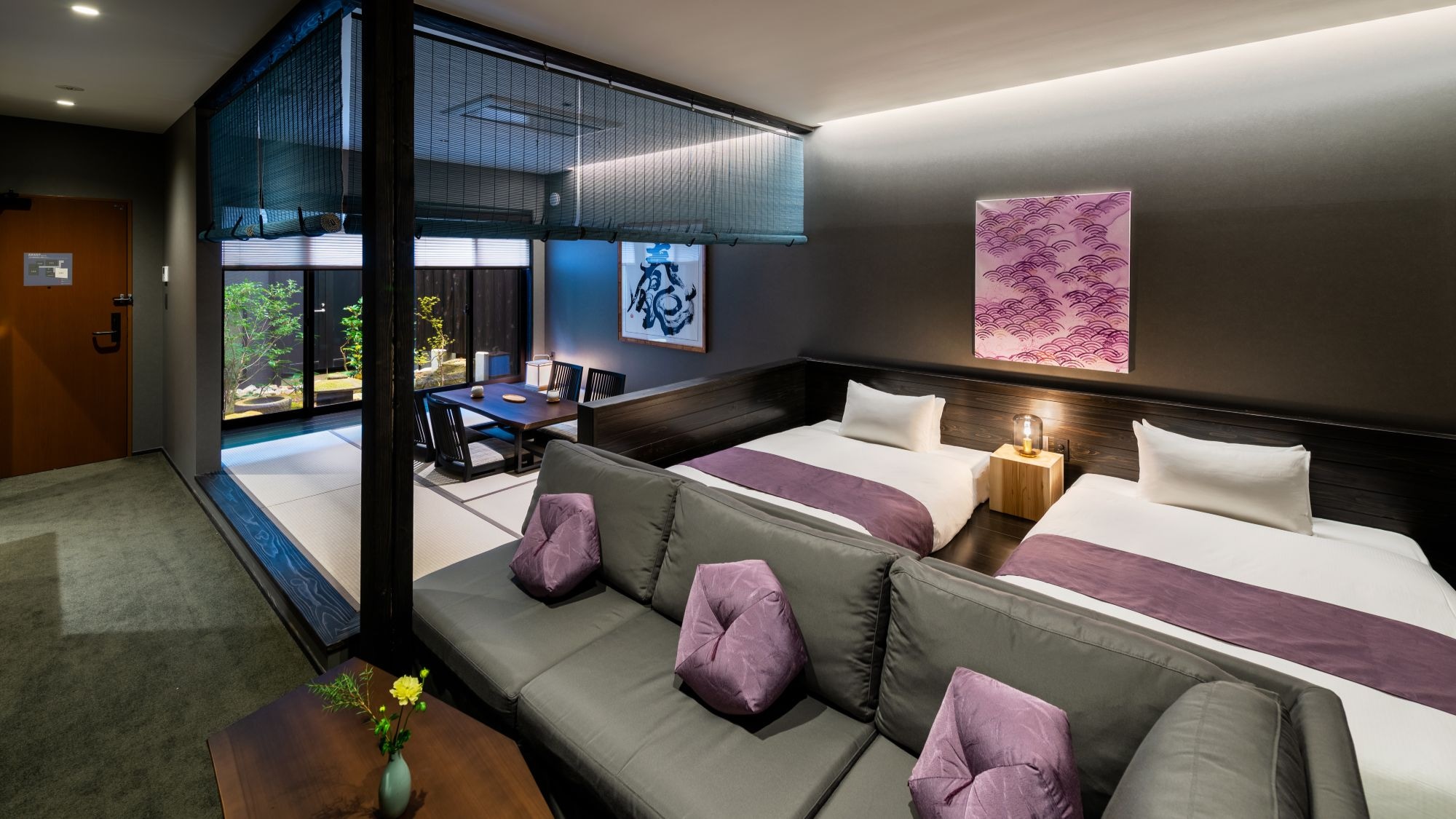 Deluxe Tsuboniwa Suite (with cypress bath) (up to 4 people)