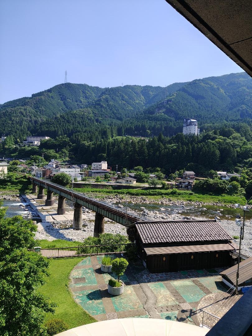 210.jpg