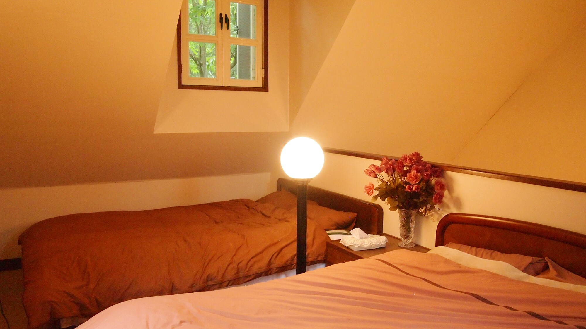 * [Example in the hall] Bedroom