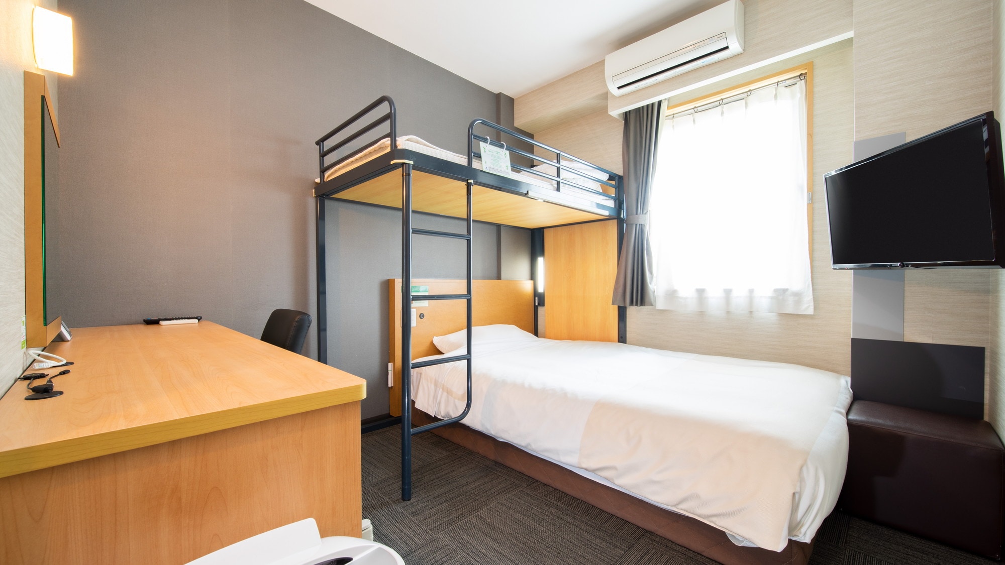 The loft area can also be used to store luggage.