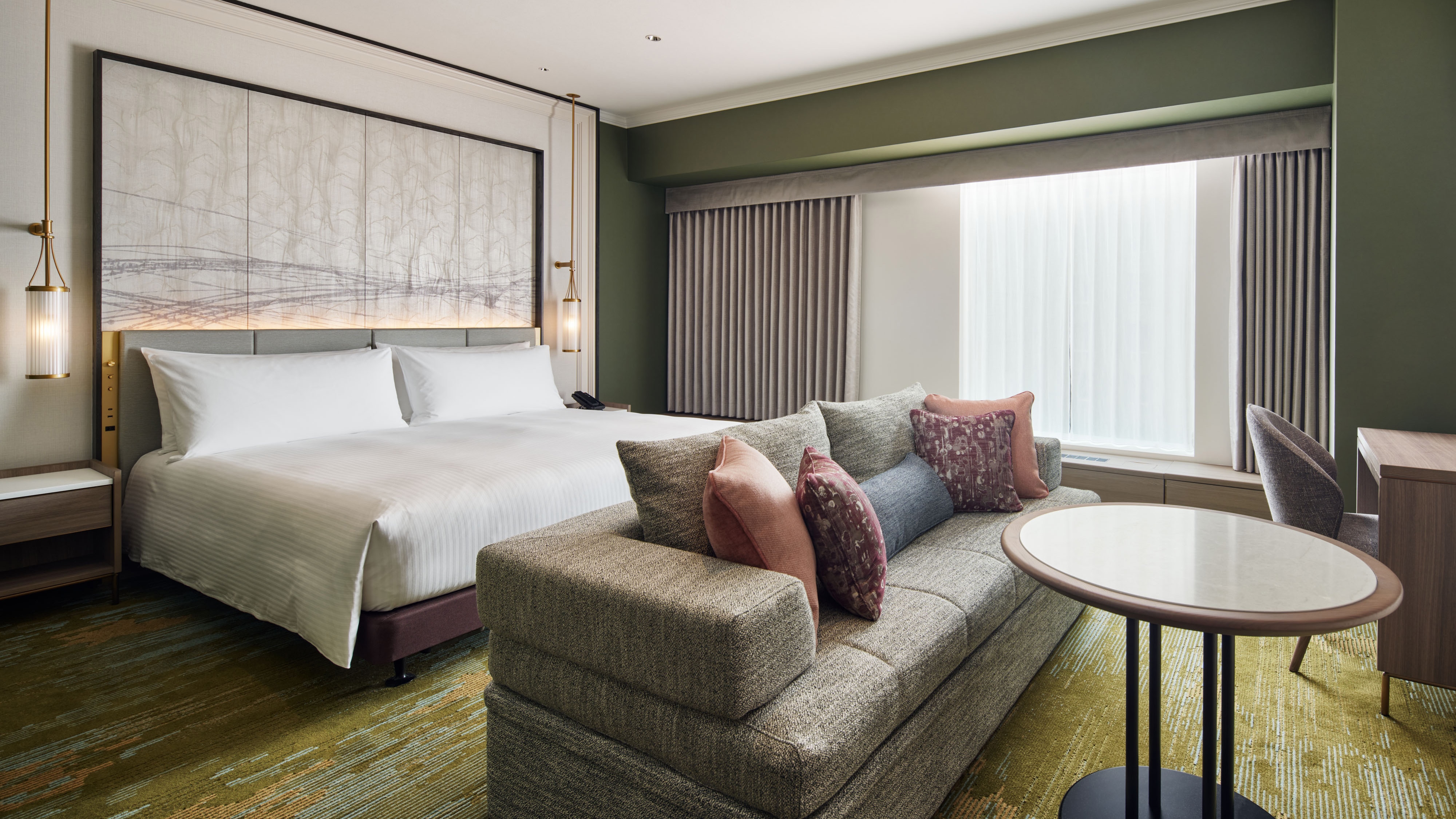 1 King Standard Sofa Bed