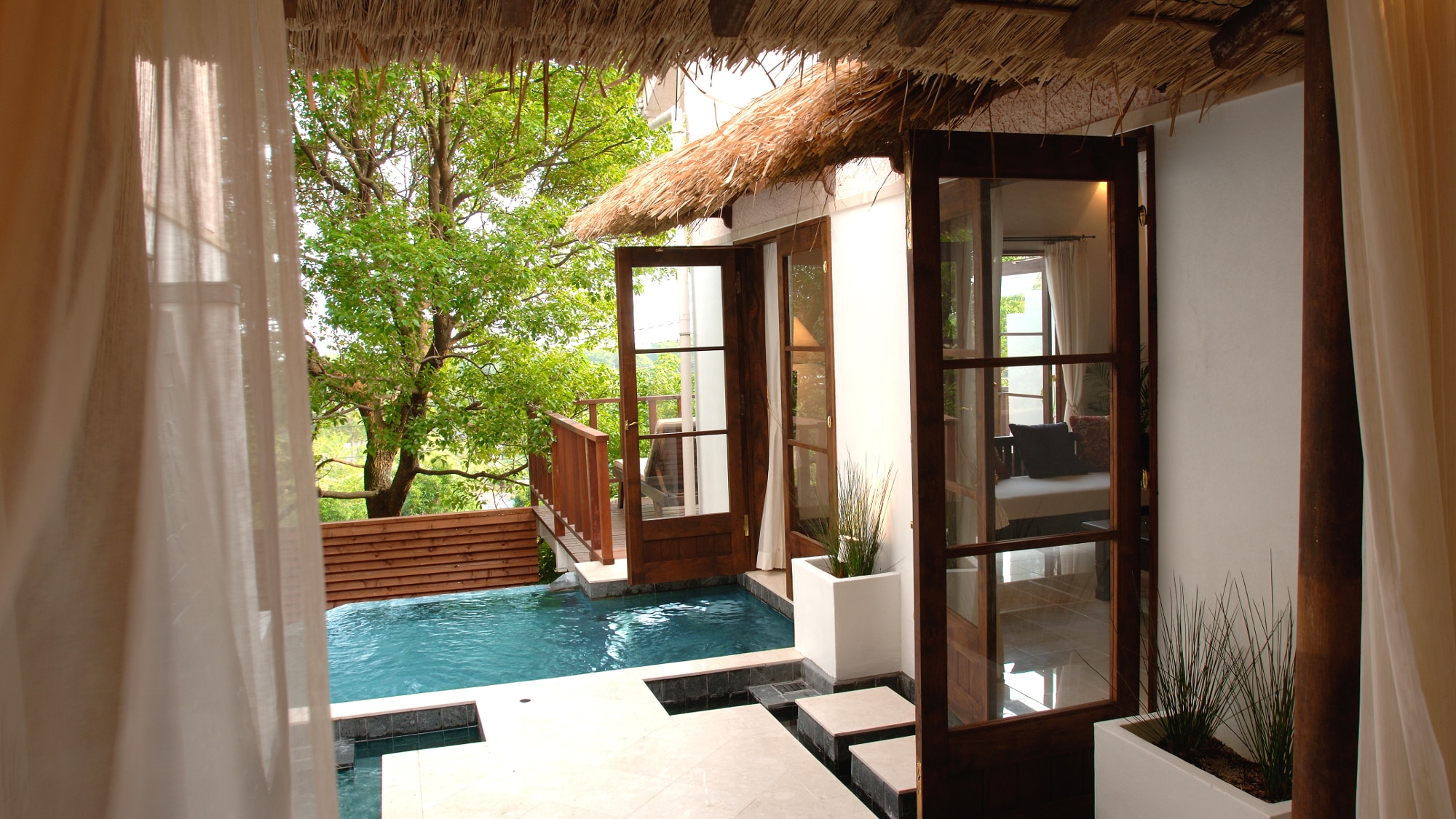 ■ Bali Suite Room 45 [Courtyard open-air bath 2]