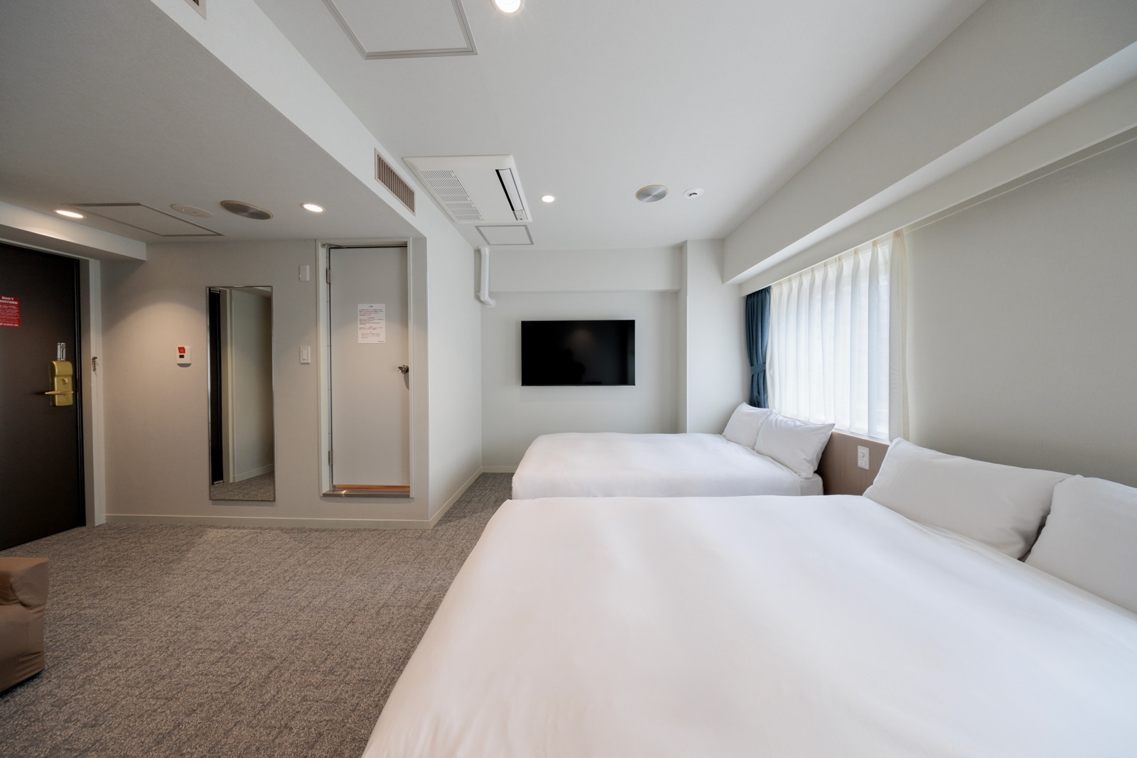 Twin room
