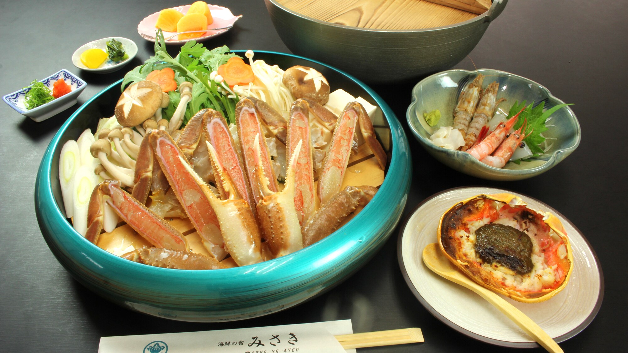 Authentic crab sukiyaki with delicious flavor