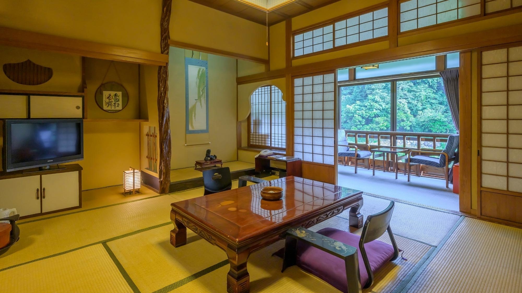 【标准客房】没有两个房间是一样的，可以感受到日本建筑的精髓。