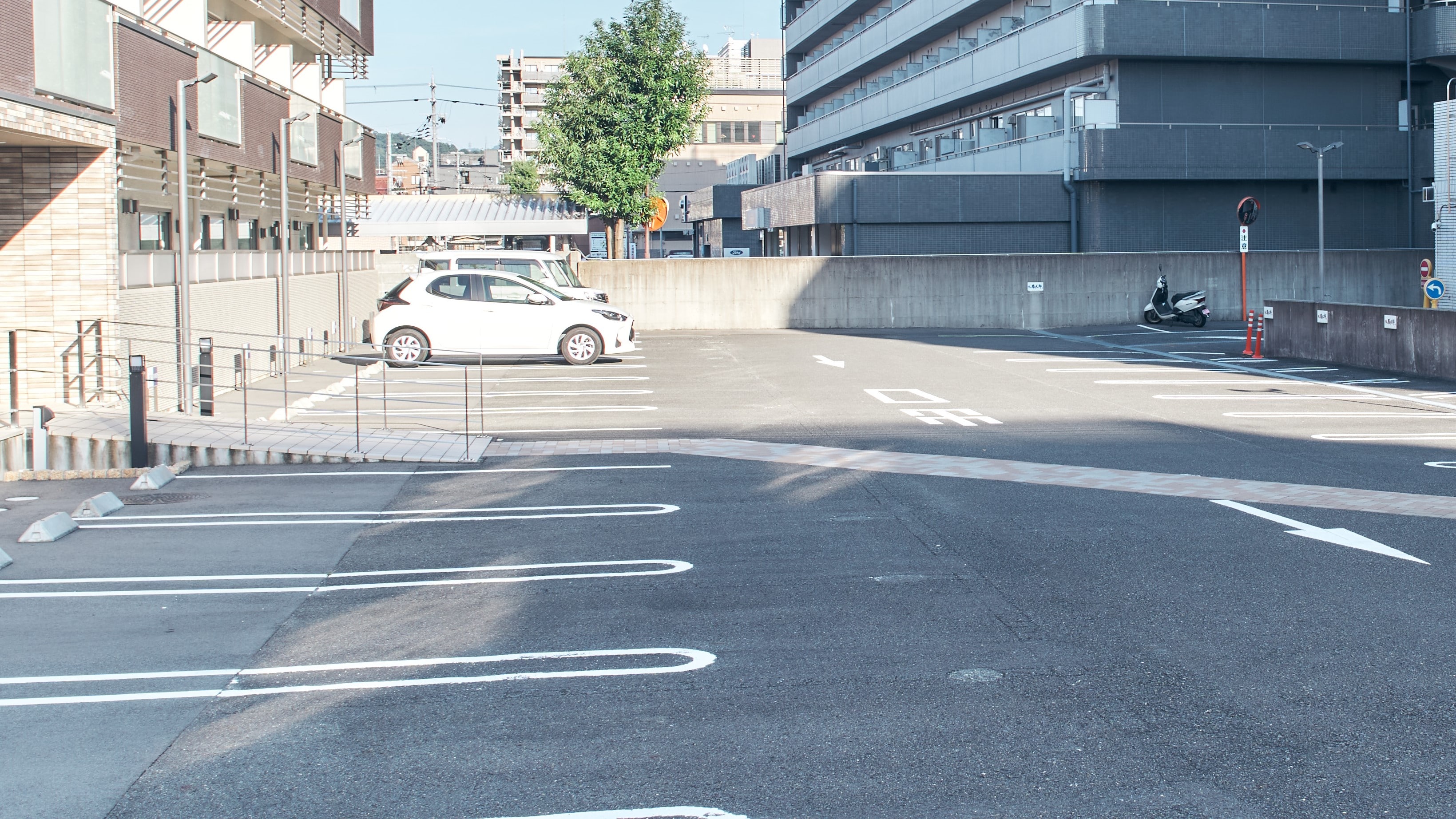 在京都觀光，建議將車停在京都第一酒店，然後前往市內各地的觀光景點！