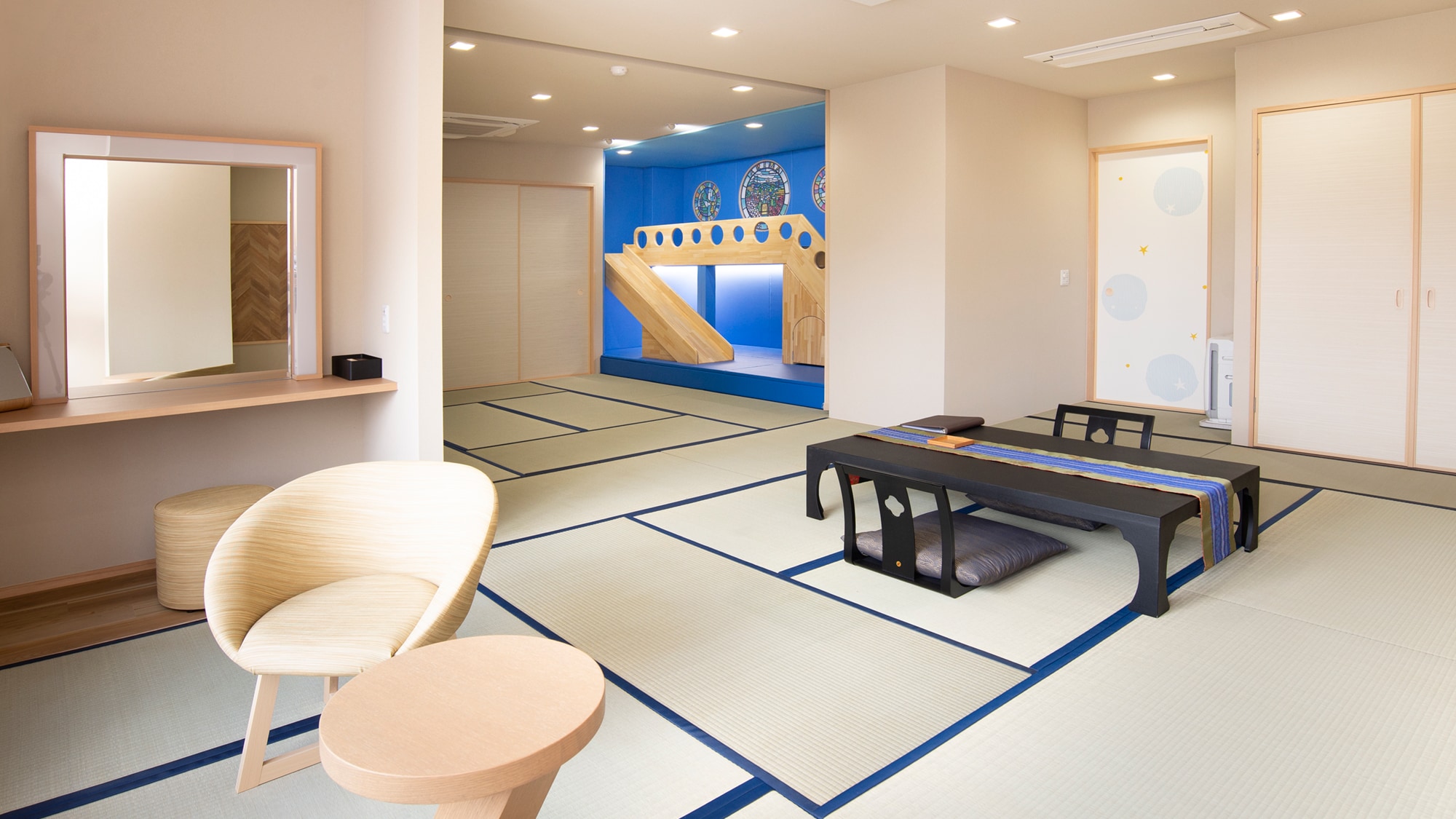 "En" [Family Suite Room with Kinsen open-air bath]
