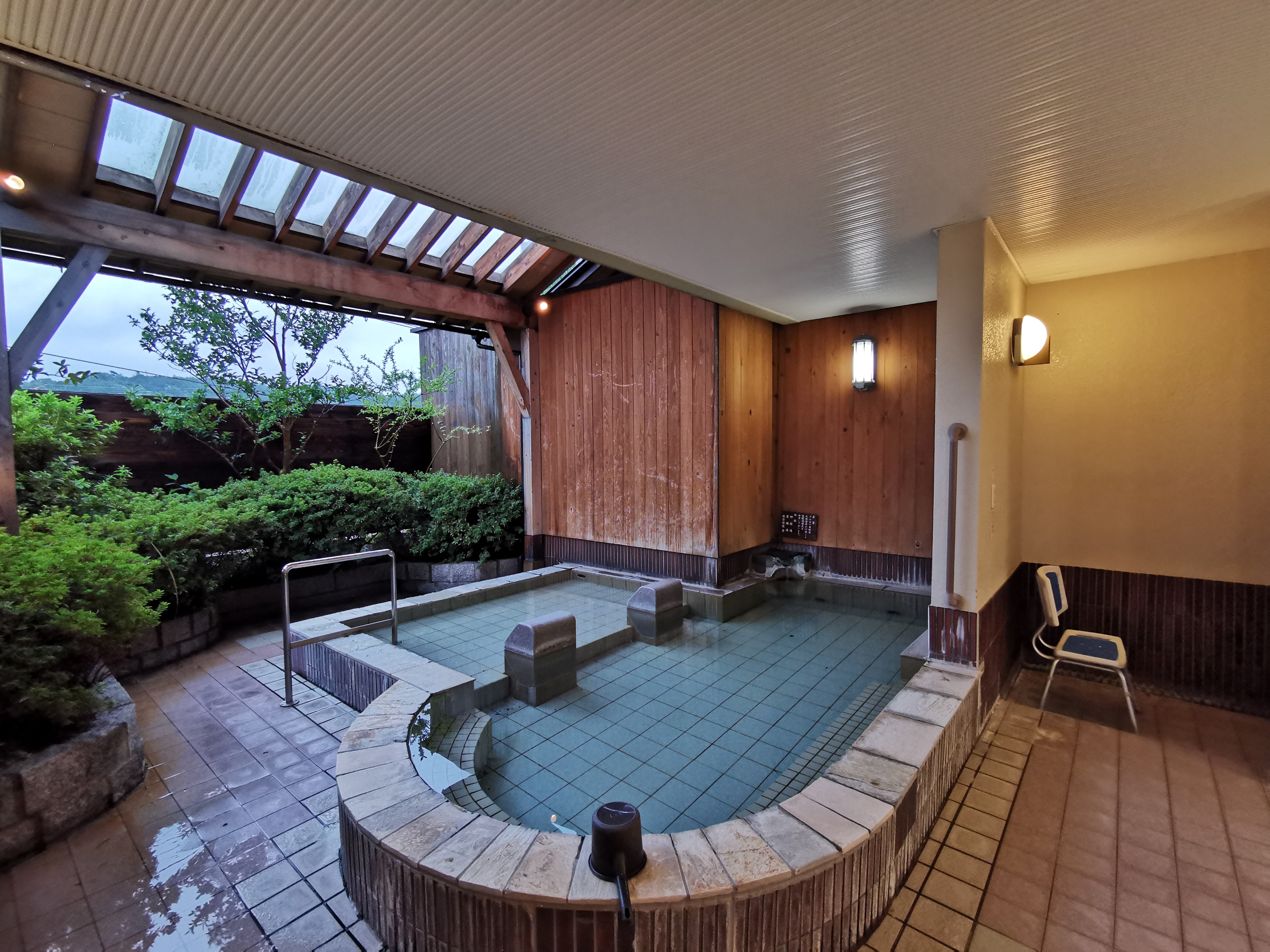 Private bath 2. Spacious mega private bath