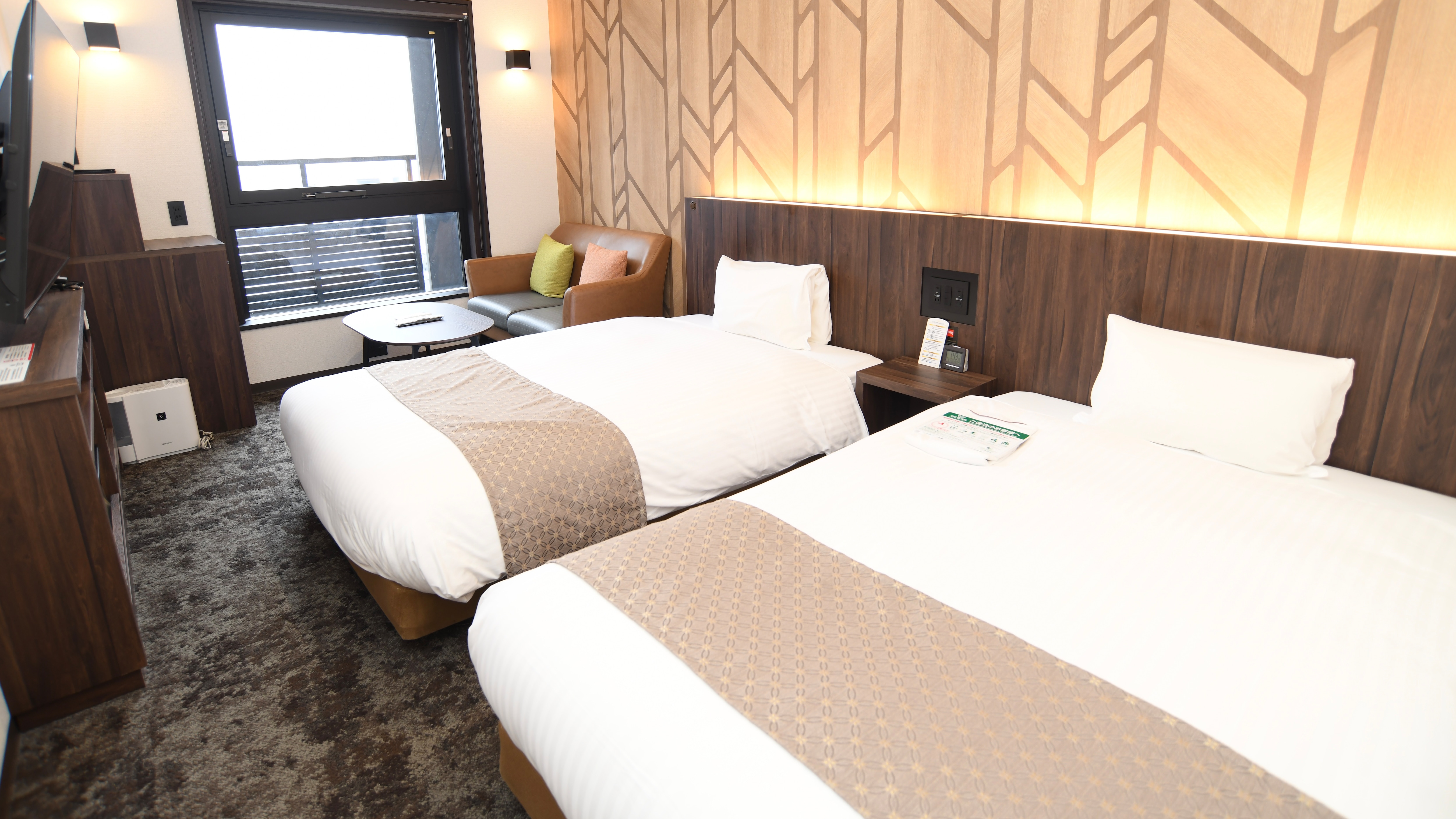 【スーペリア・ツイン・ユニバーサル】ベッド幅1220mm×２台　段差のない部屋　ユニットバス