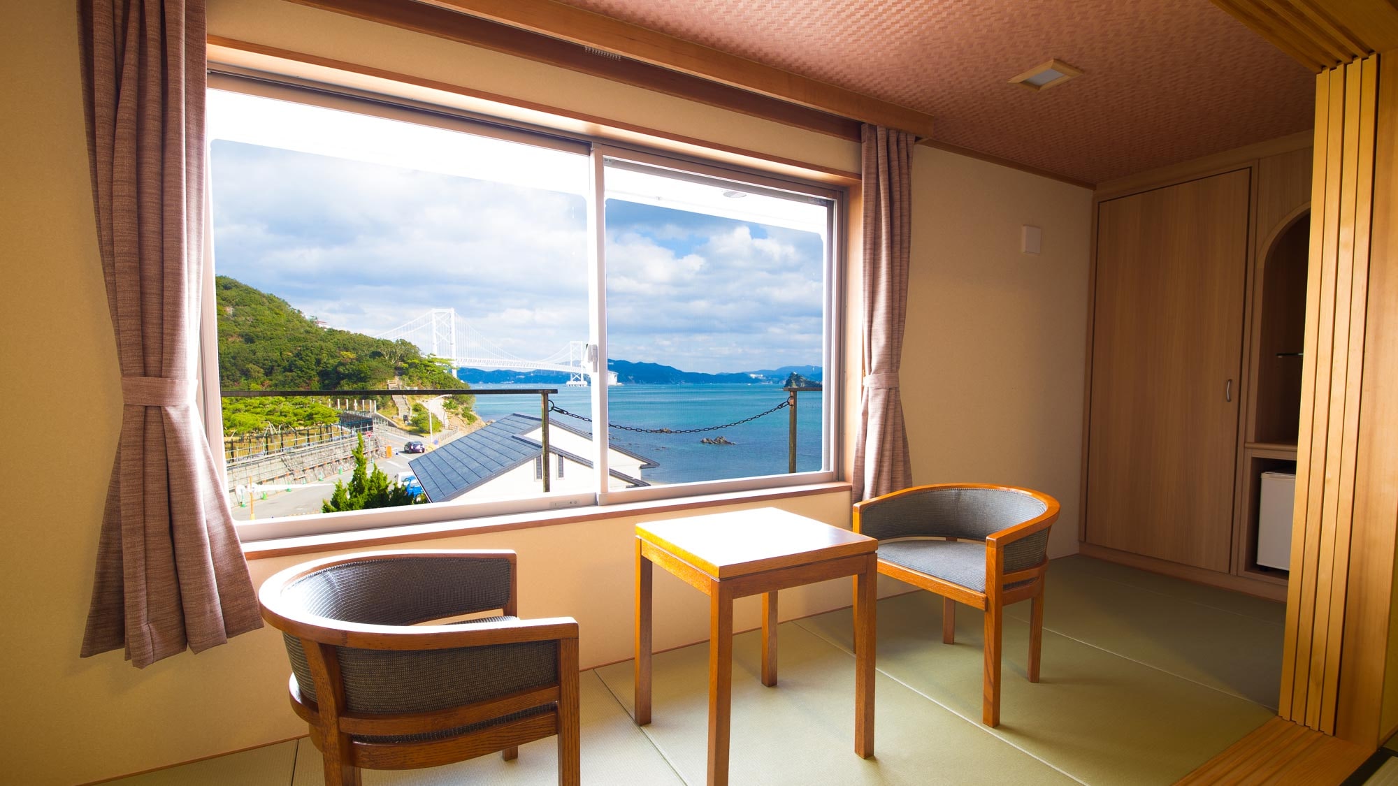 Kamar bergaya Jepang dengan pemandangan laut 10 tikar tatami Dilarang merokok