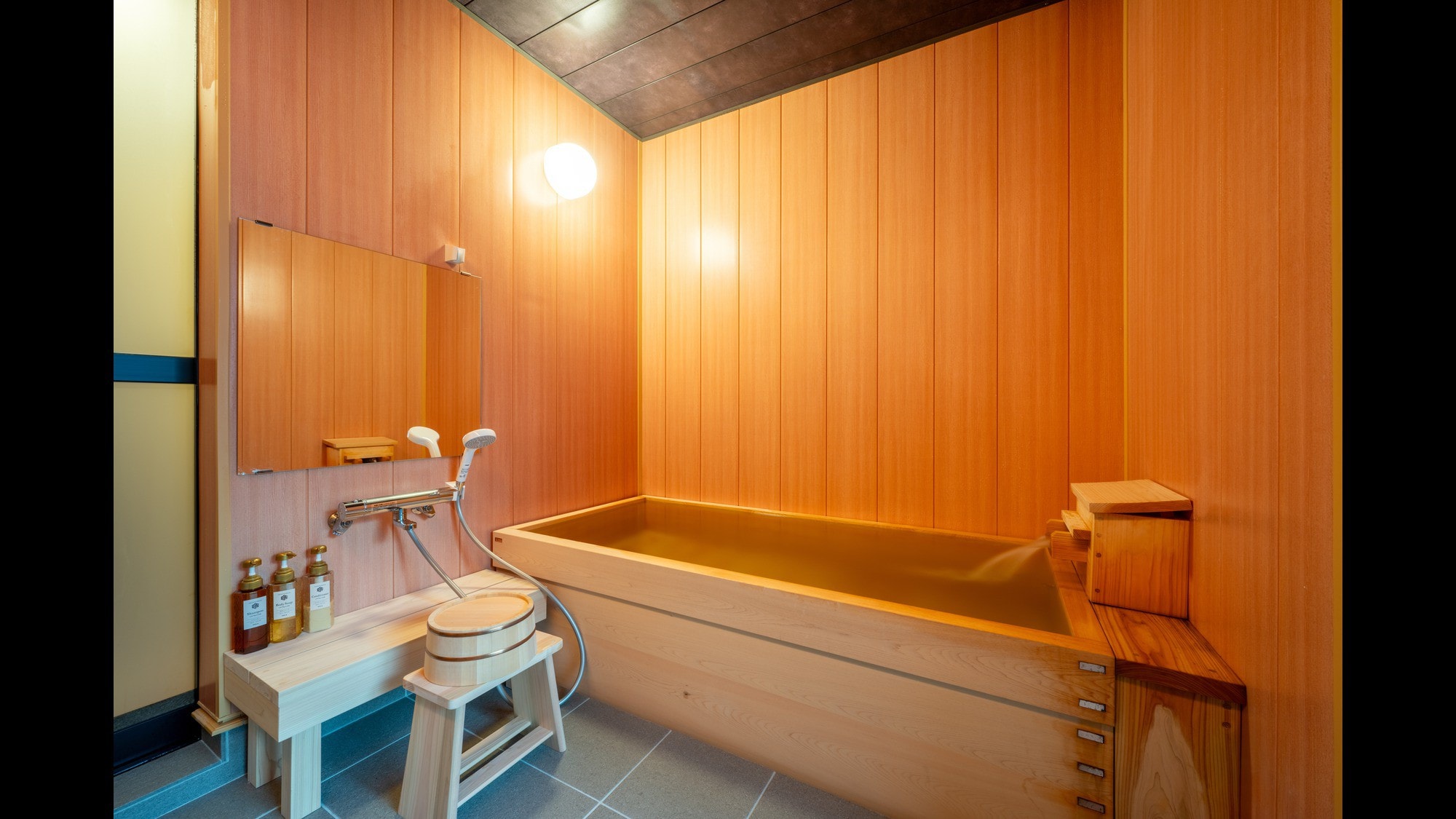 Okariya Kamabuchi Bathroom