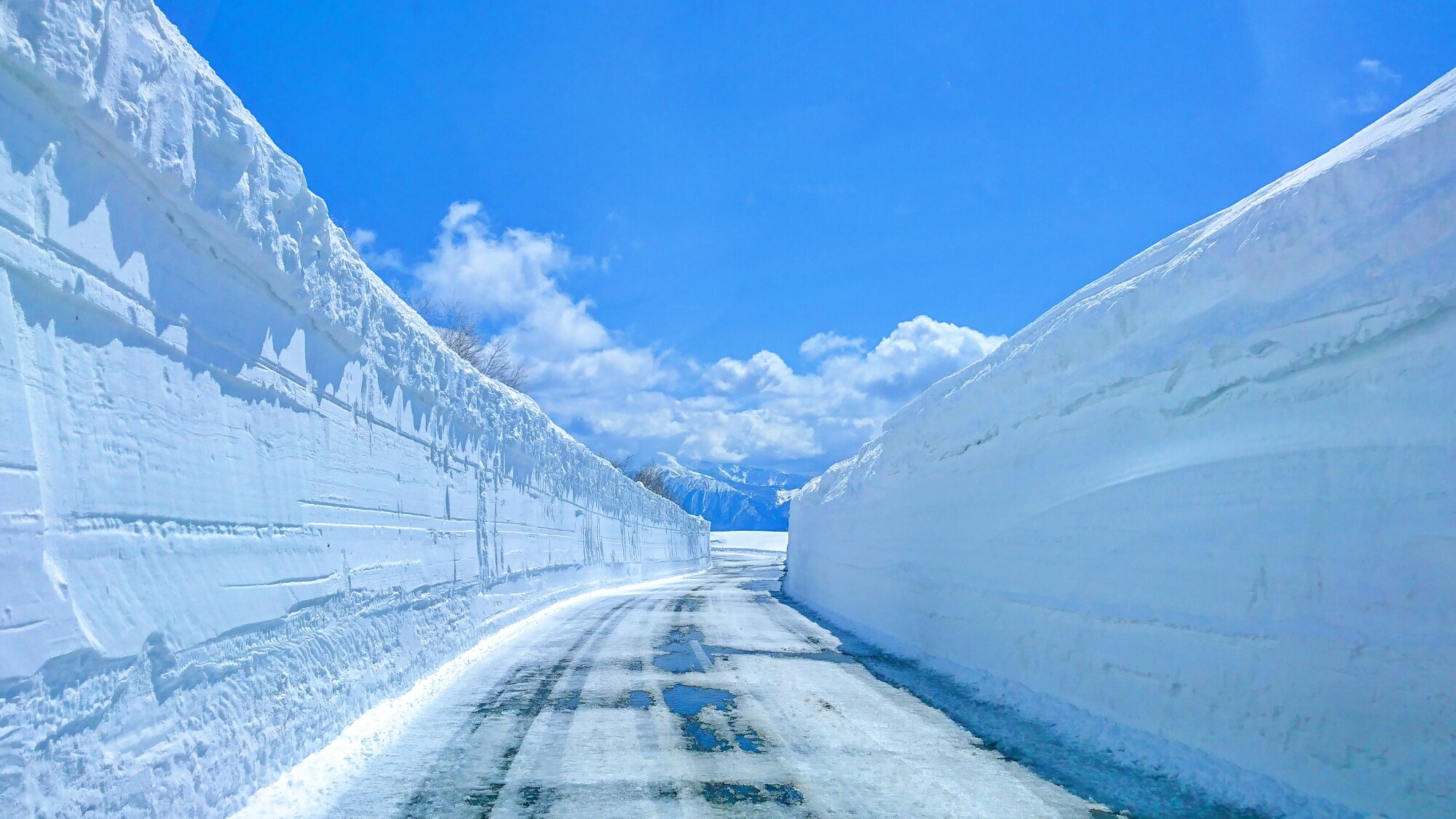 Snow Corridor