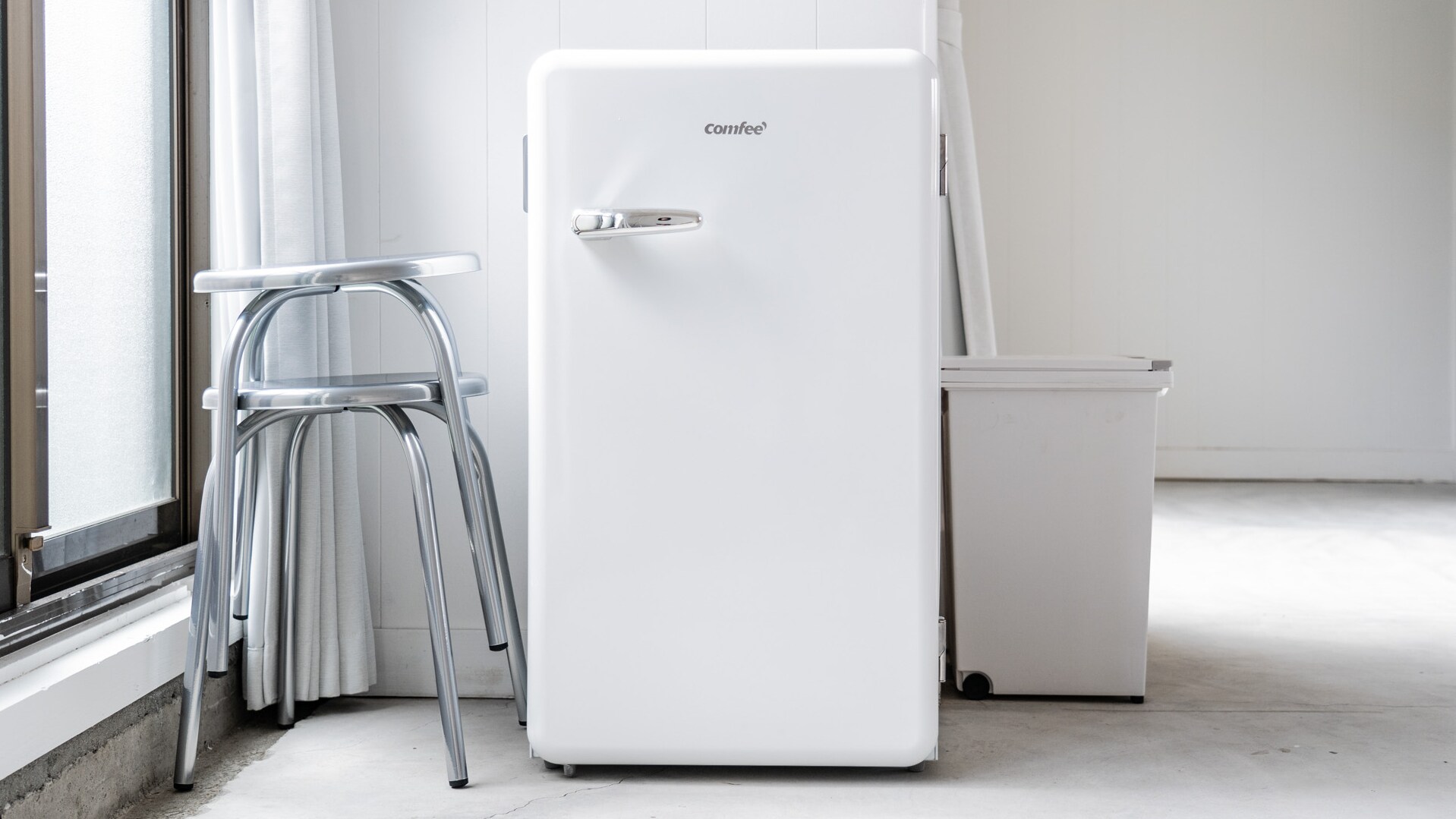 refrigerator