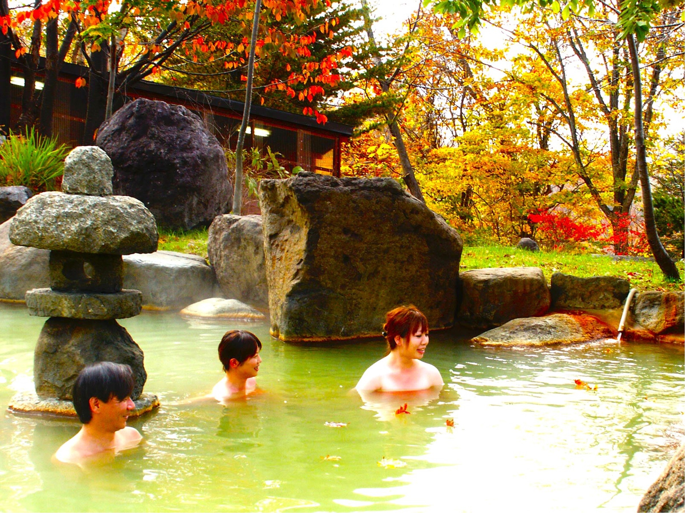 Garden open-air bath