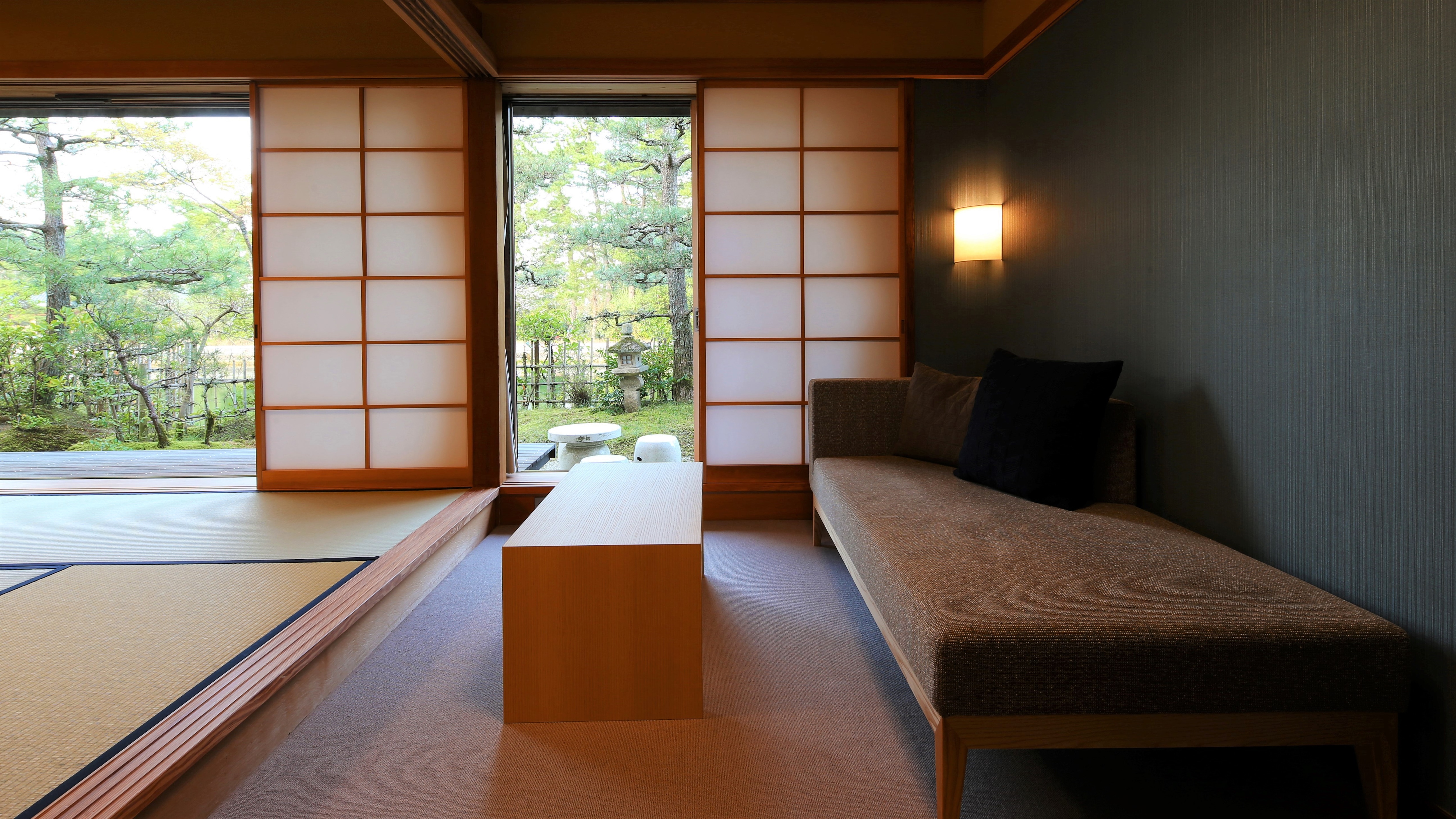 [Setsugekka Building] 现代风格的新沙发