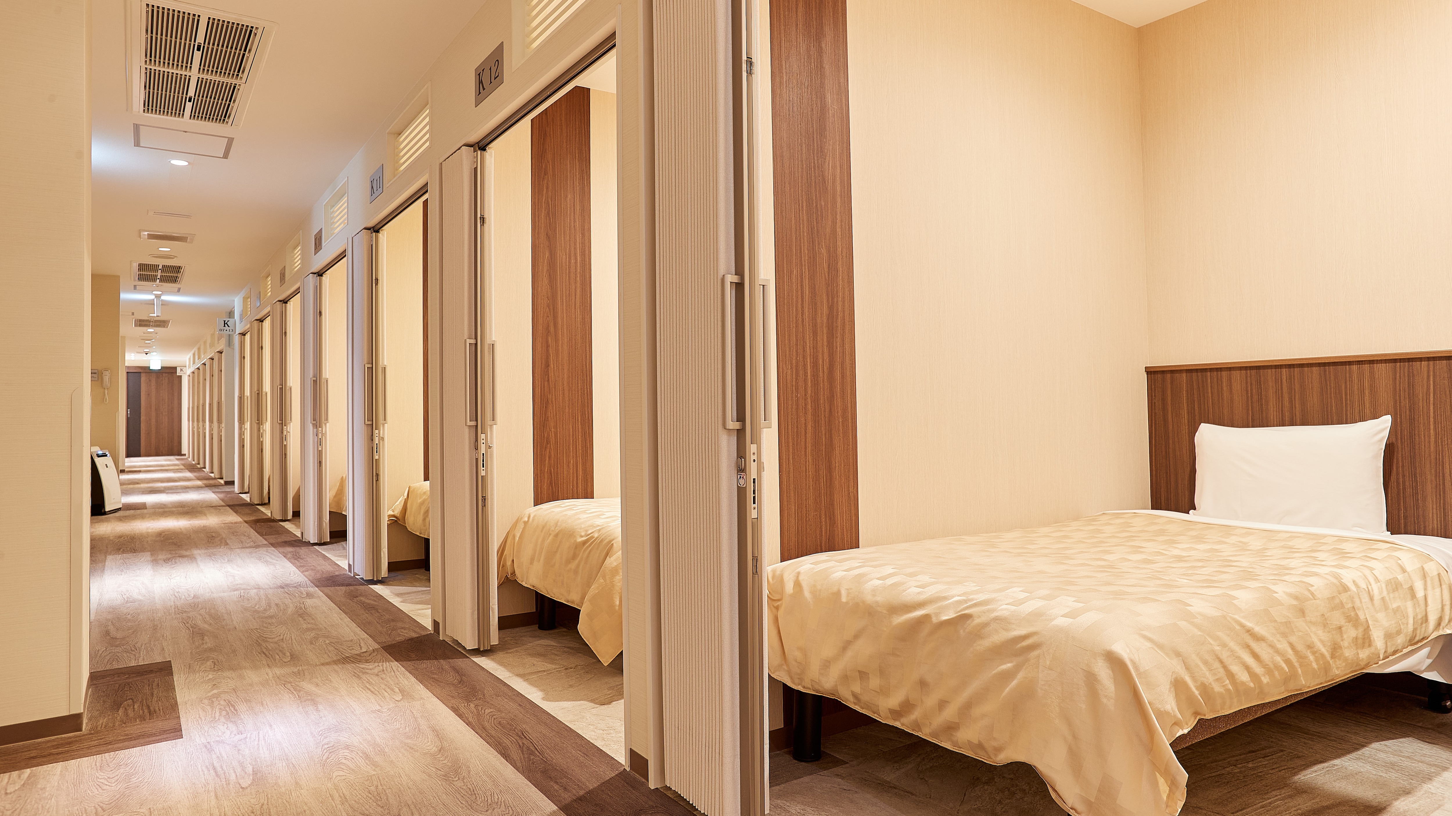 [Men's floor] Completely private room with high-quality bed Serta